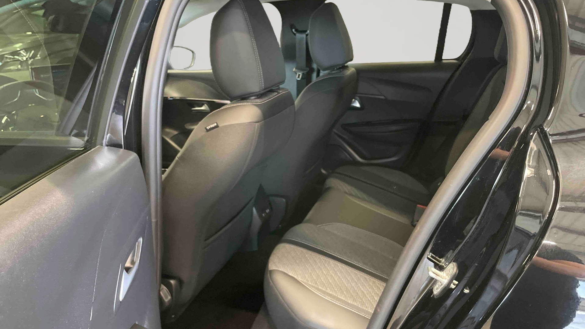 PEUGEOT 208 Allure 100 ch BVM6