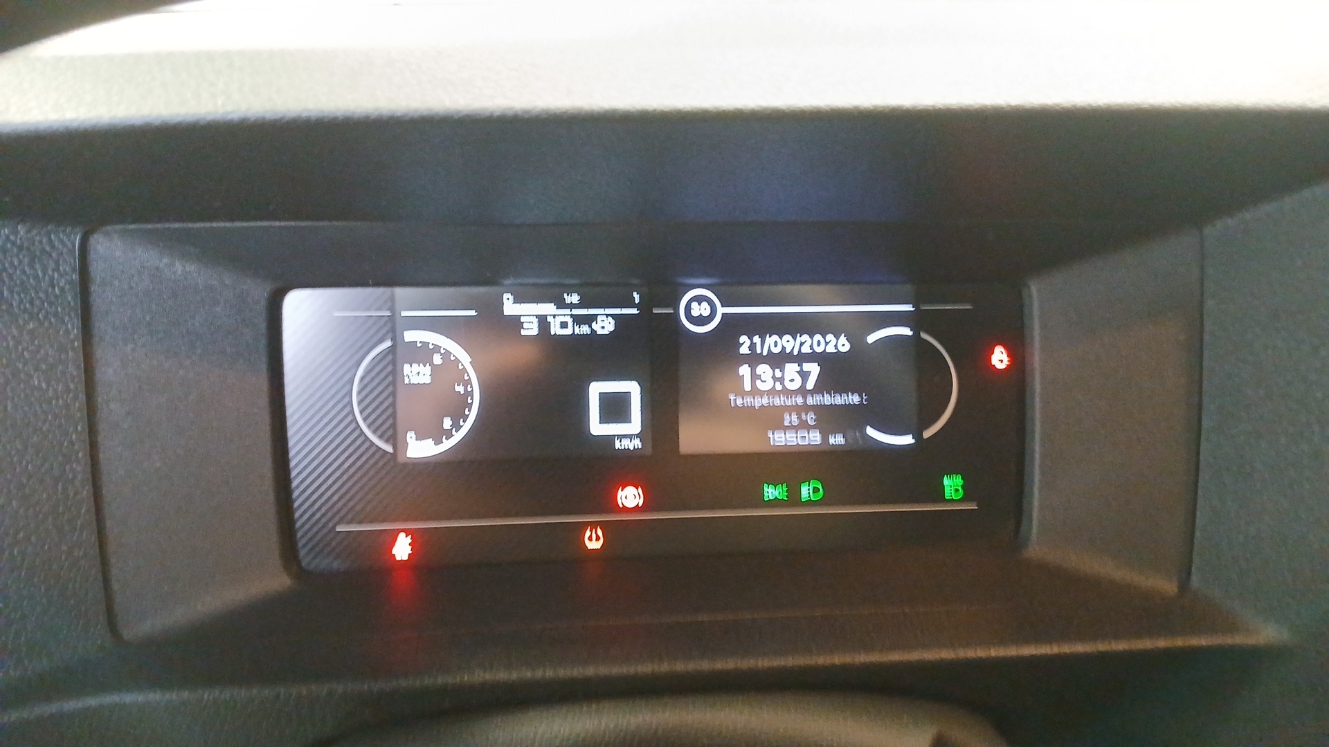 CITROEN JUMPY FOURGON Fourgon Taille M BlueHDi 120 S&S BVM6 — expertise