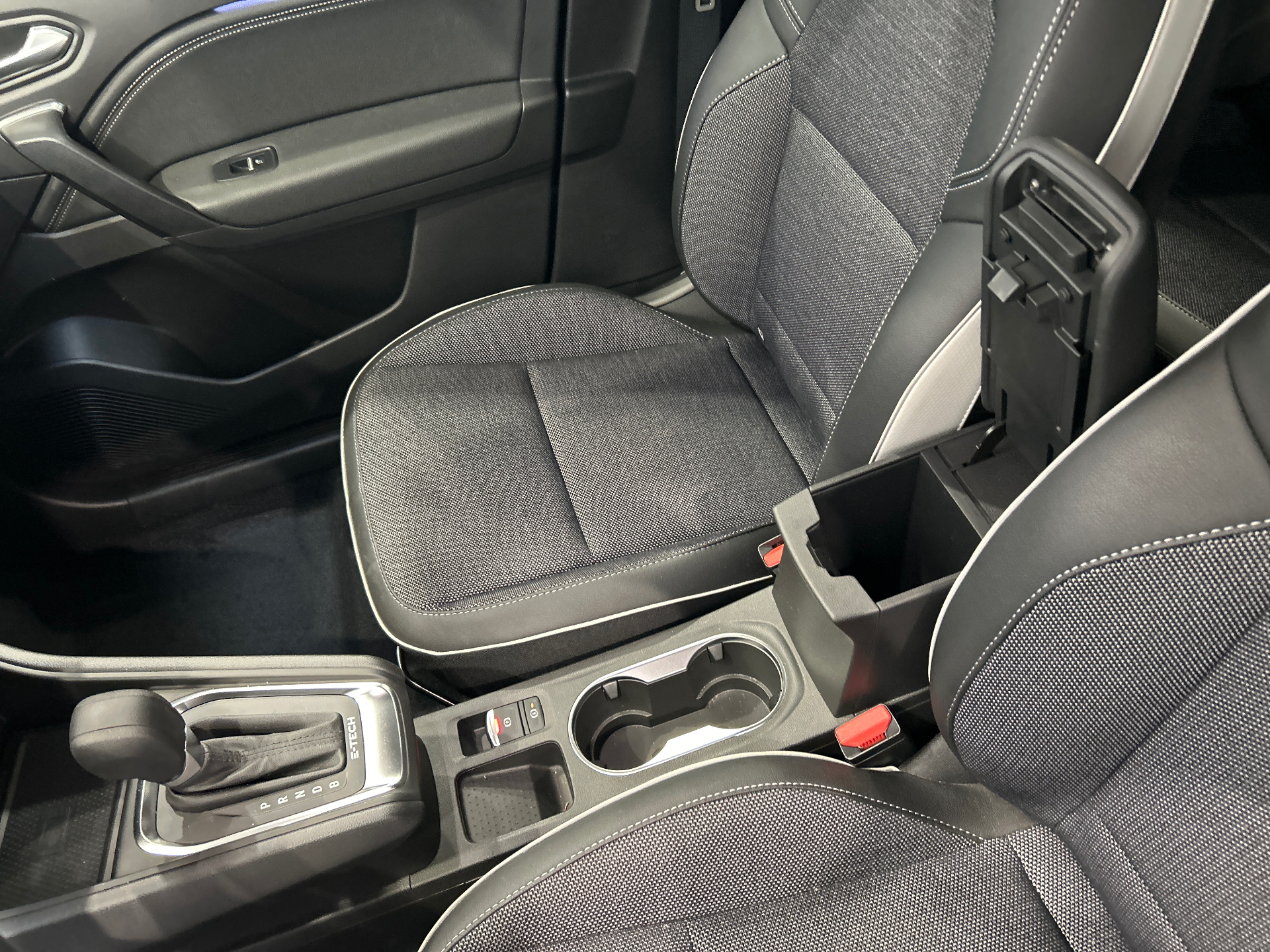 RENAULT CAPTUR E-Tech full hybrid 145 Techno