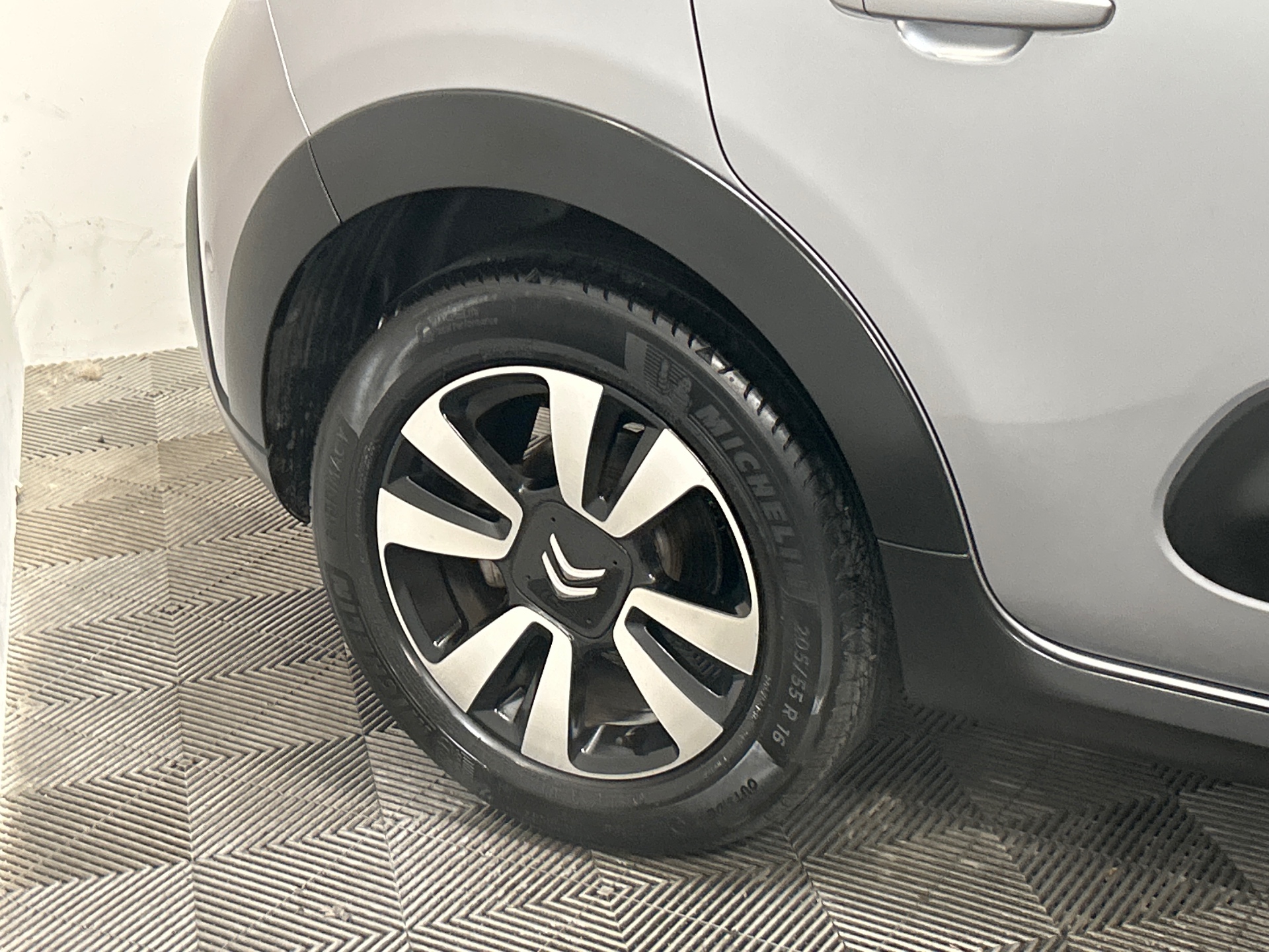 CITROEN C3 PT110 S&S BVM6 SHINE — expertise