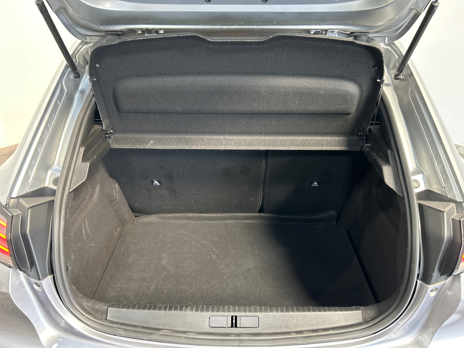 PEUGEOT 208 ALL PT100 BVM