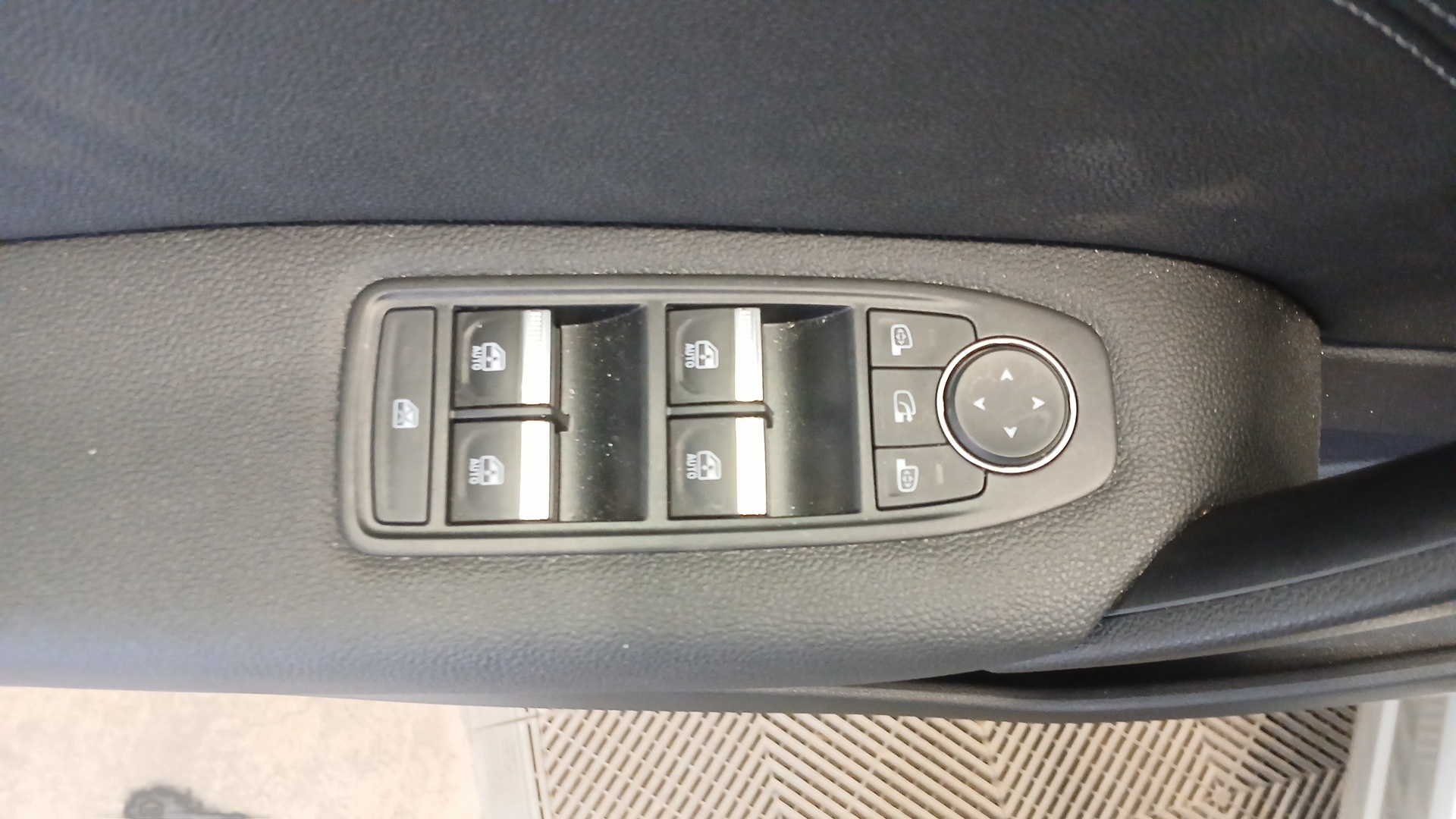 RENAULT CAPTUR E-Tech full hybrid 145 Techno
