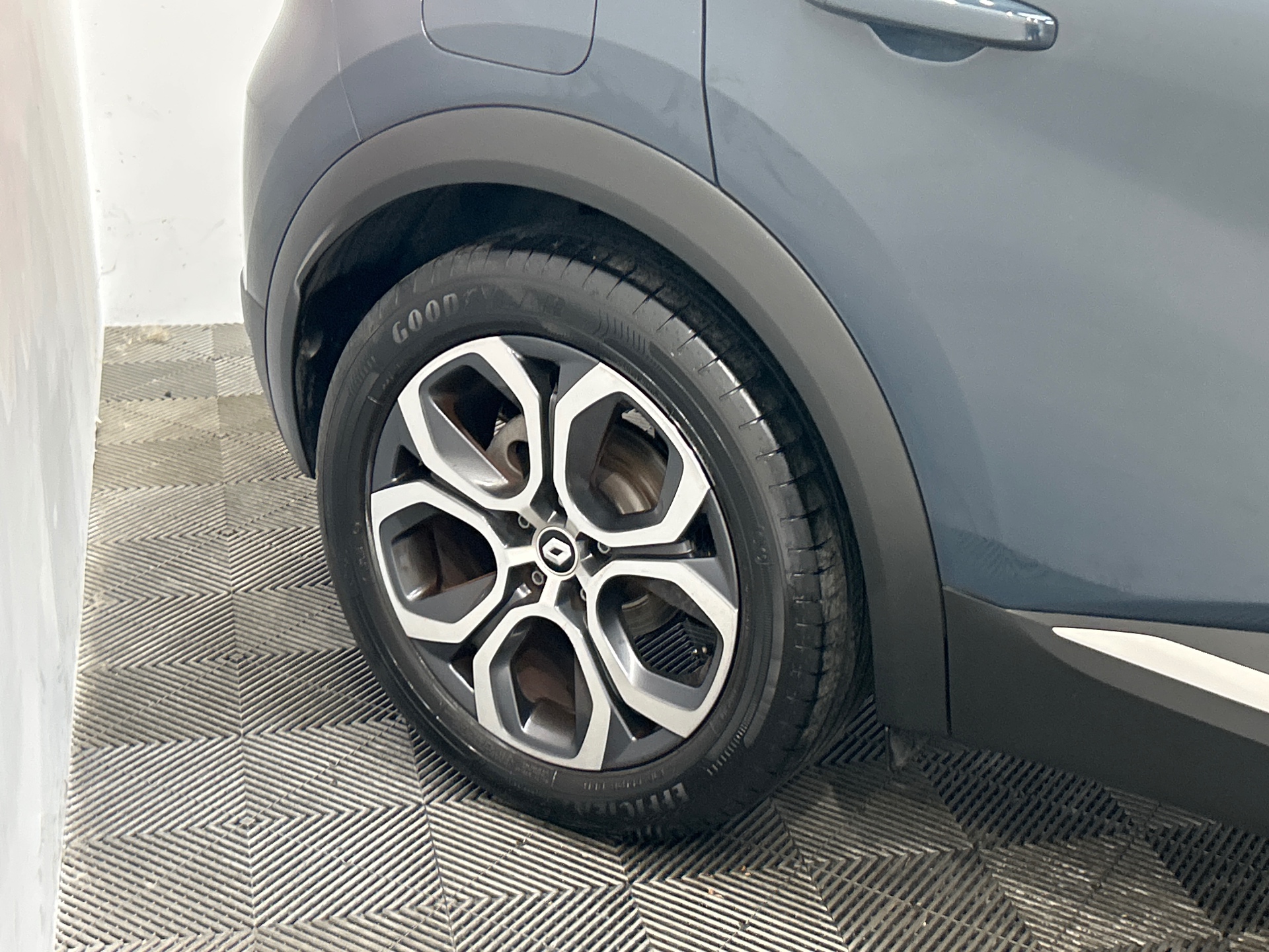 RENAULT CAPTUR E-Tech full hybrid 145 Techno — expertise