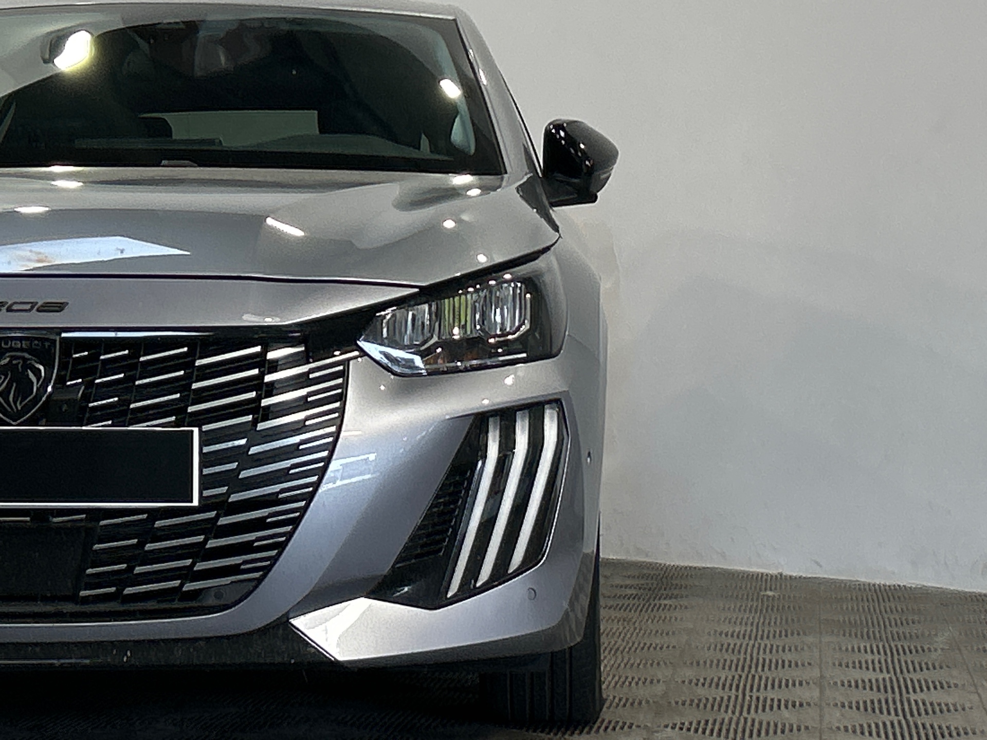 PEUGEOT 208 ALL PT100 BVM