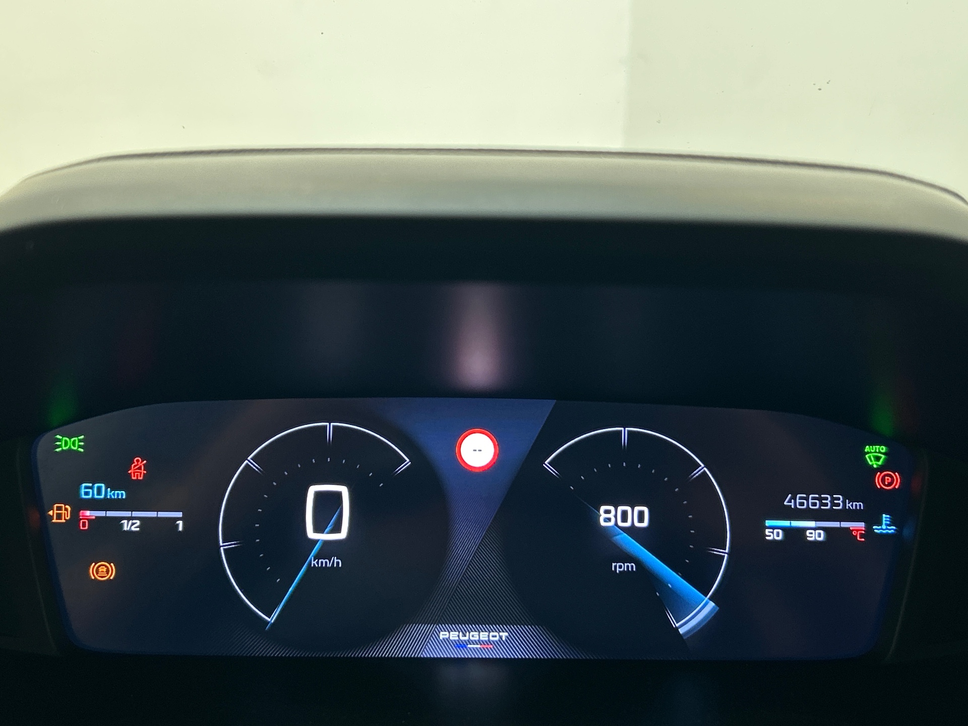 PEUGEOT 208 ALL PT100 BVM