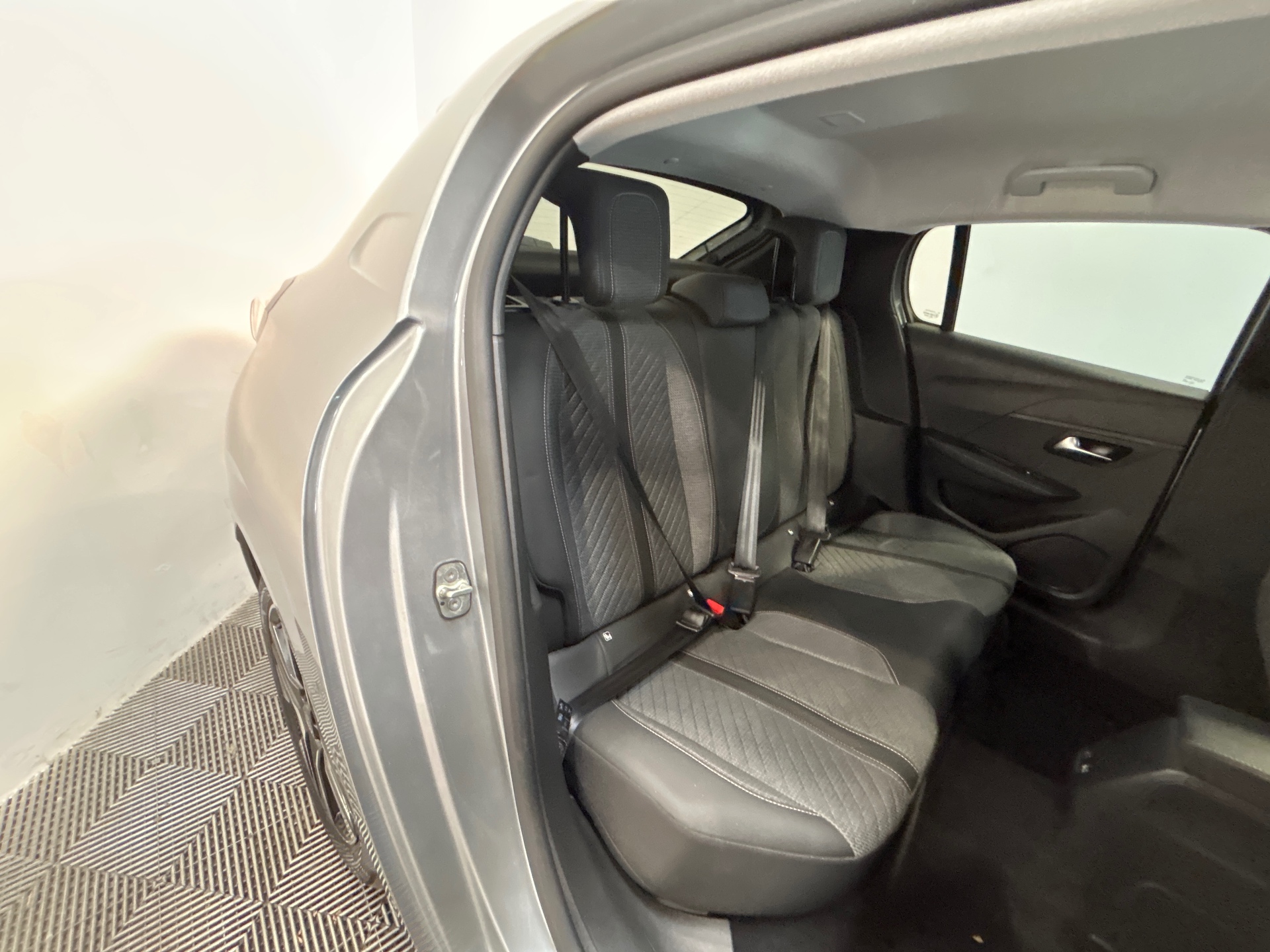PEUGEOT 208 ALL PT100 BVM