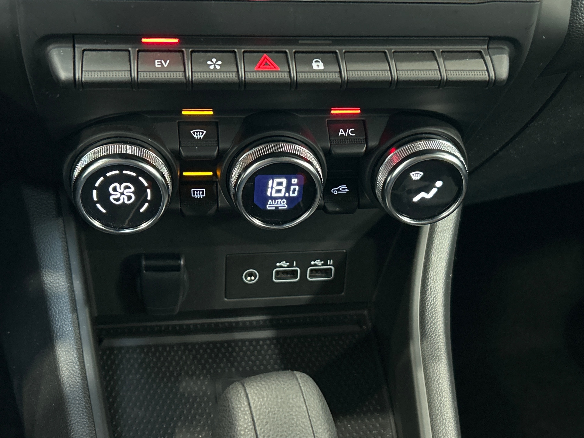 RENAULT CAPTUR E-Tech full hybrid 145 Techno