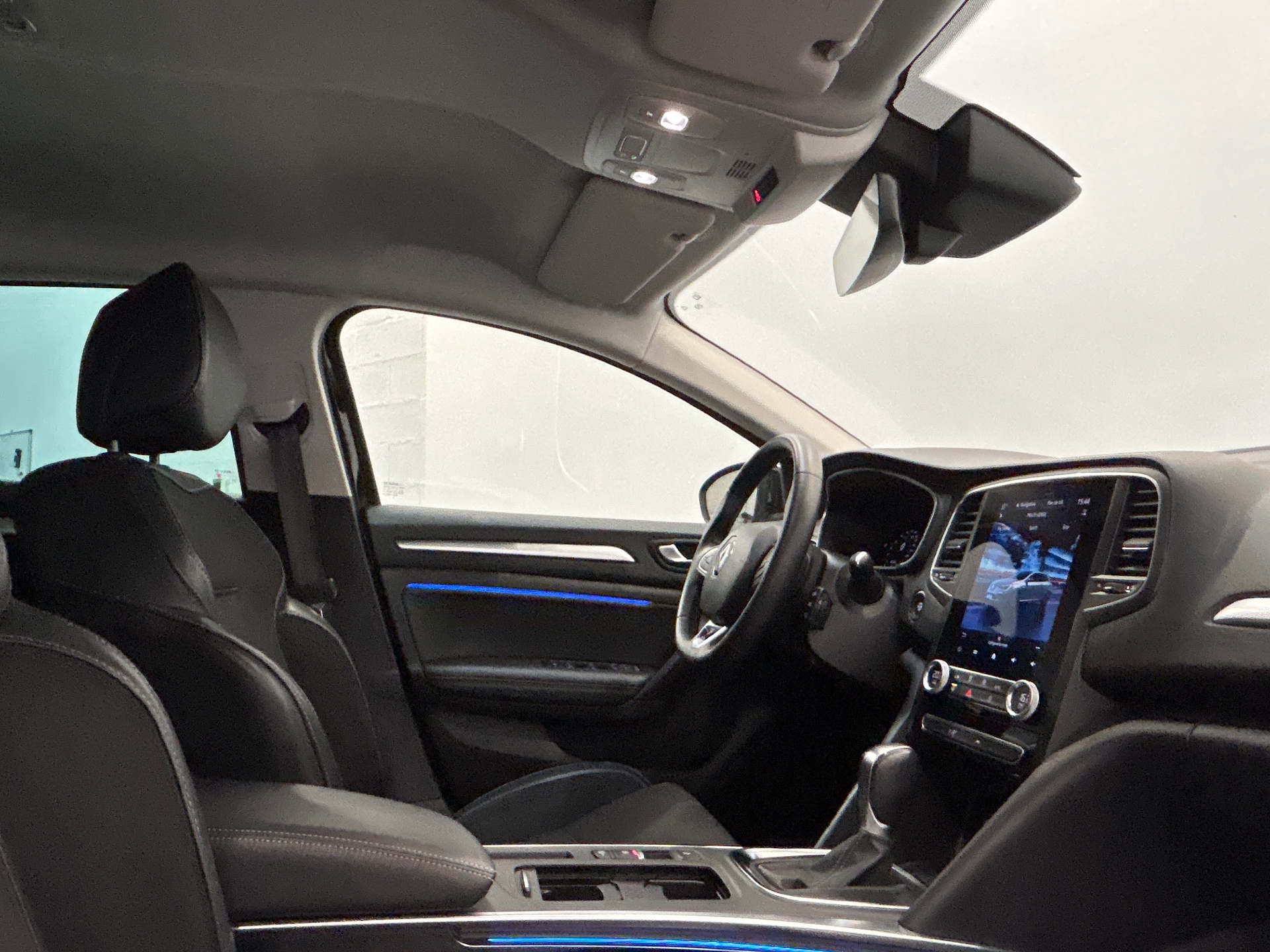 RENAULT MEGANE IV BERLINE techno TCe 140 EDC -23