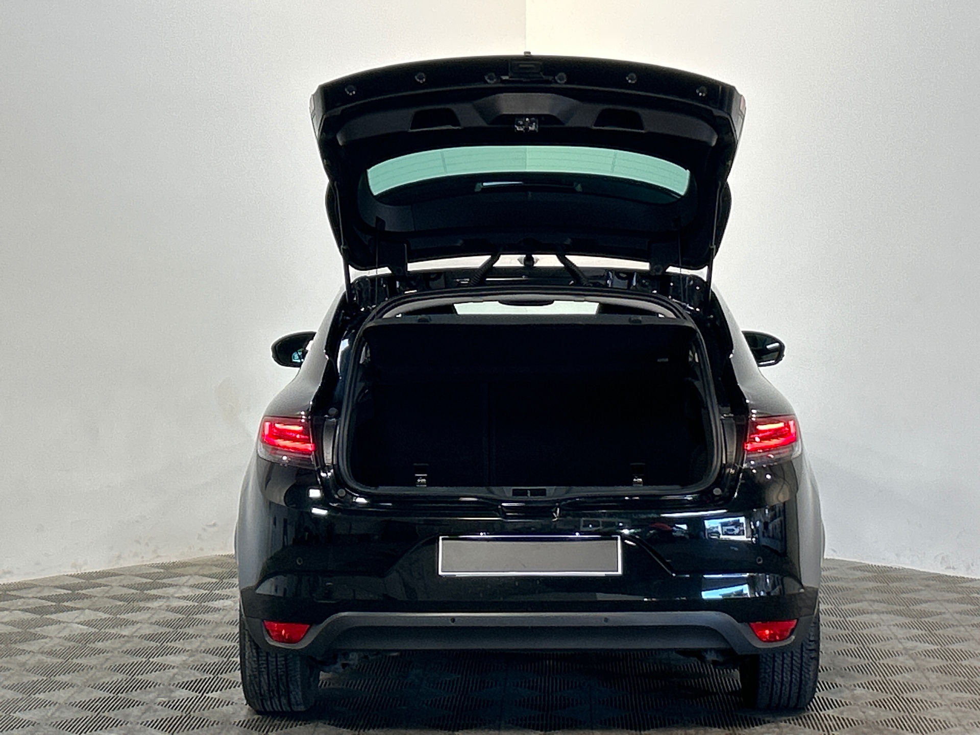 RENAULT MEGANE IV BERLINE techno TCe 140 EDC -23