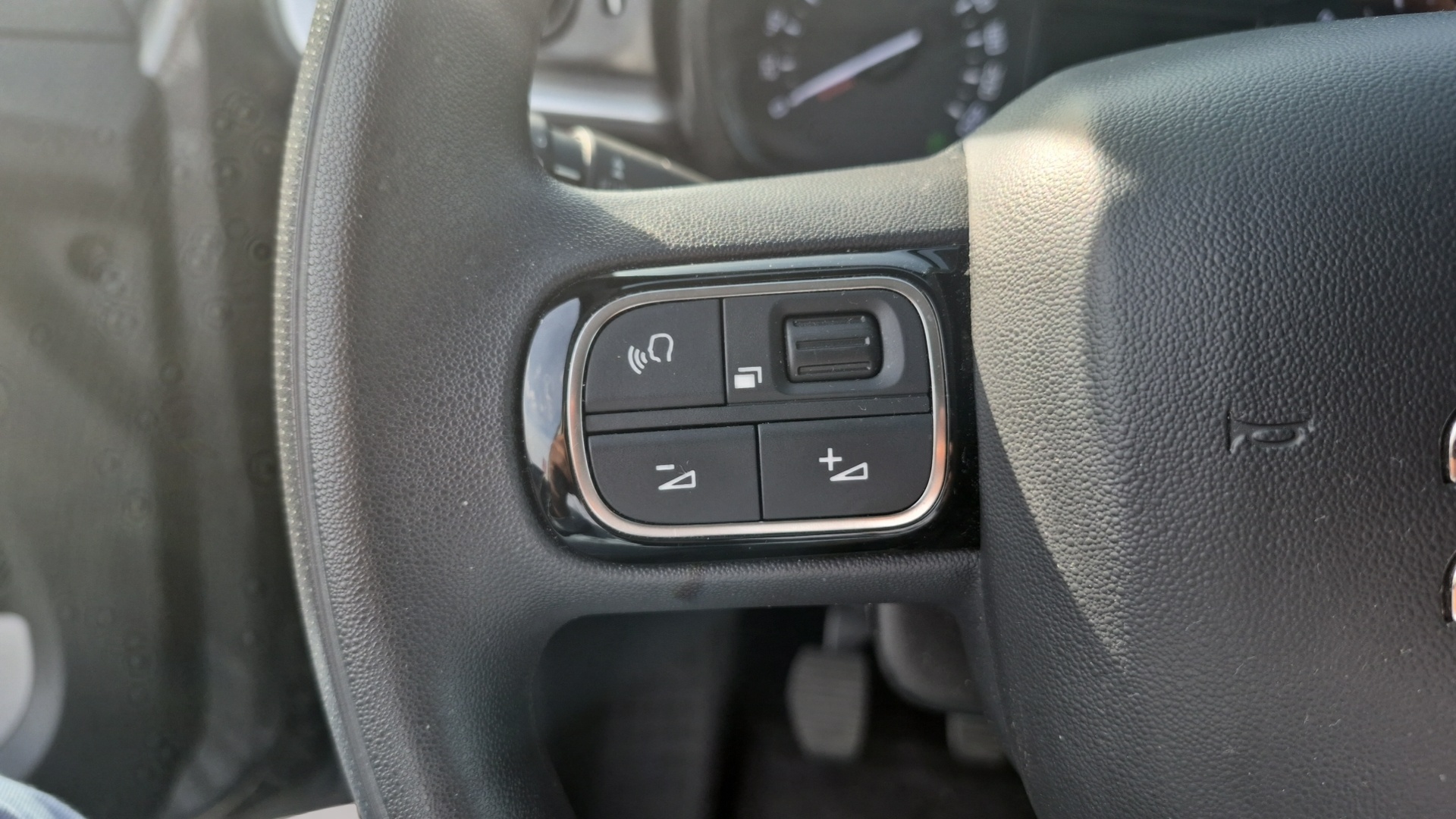 CITROEN C3 PureTech 110 S&S BVM6 Shine
