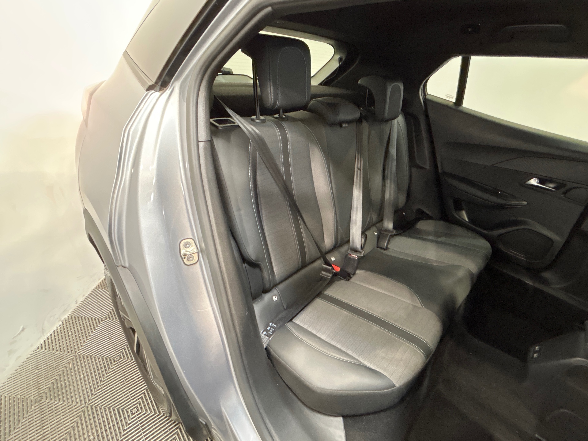 PEUGEOT 2008 PureTech 130 S&S BVM6 Allure Pack