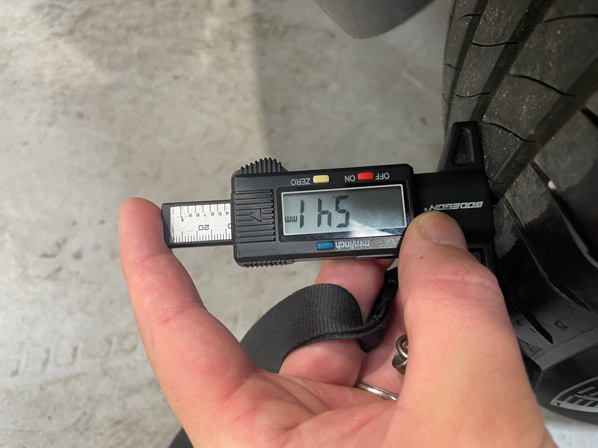 CITROEN C3 PureTech 83 S&S BVM5 Shine — expertise
