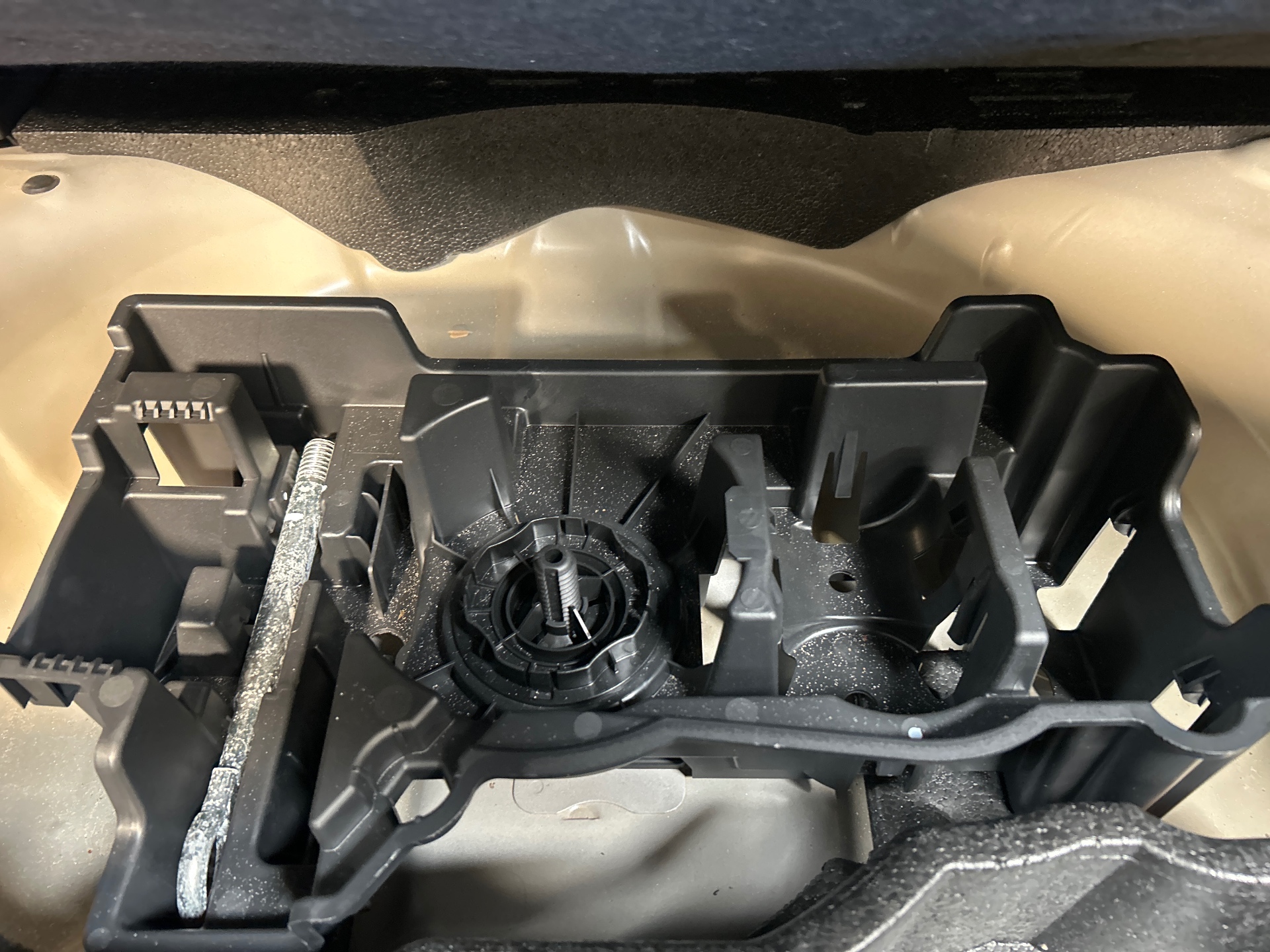 PEUGEOT 2008 PureTech 130 S&S BVM6 Allure Pack — expertise