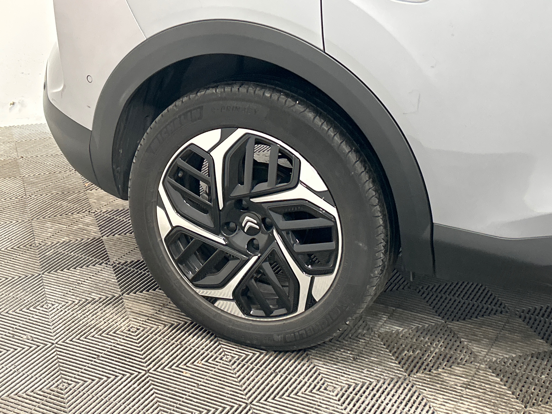 CITROEN C4 BlueHDi 130 EAT8 Max — expertise