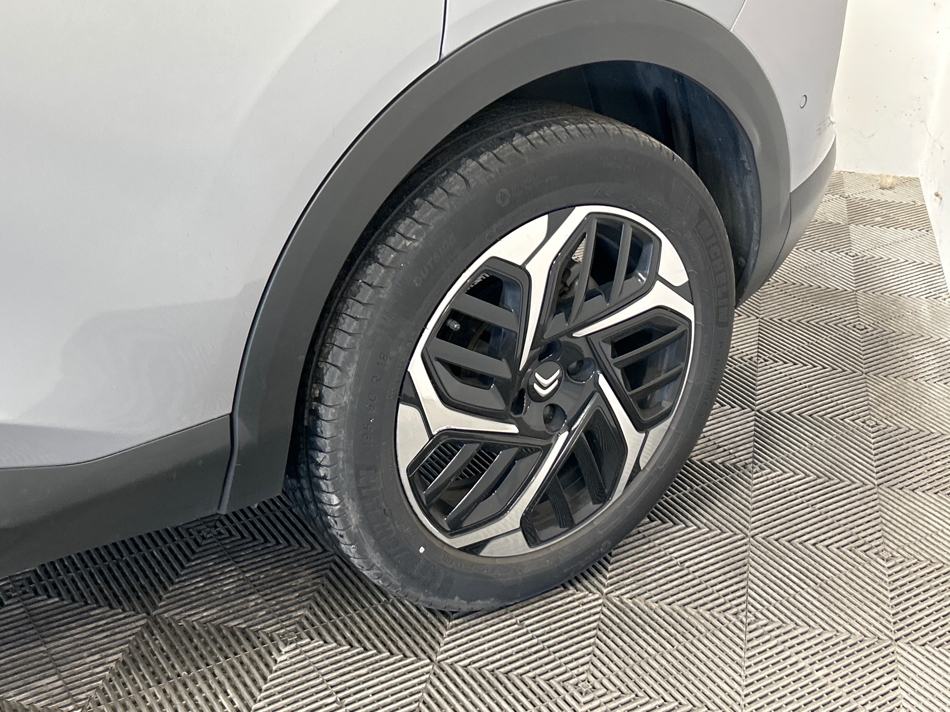 CITROEN C4 BlueHDi 130 EAT8 Max — expertise