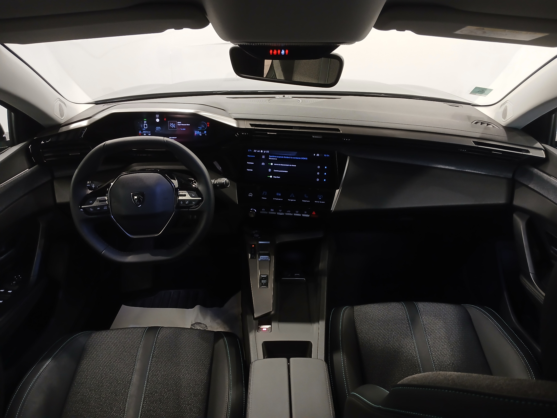 PEUGEOT 308 SW SW Allure Hybrid 145 ch e-DCS6