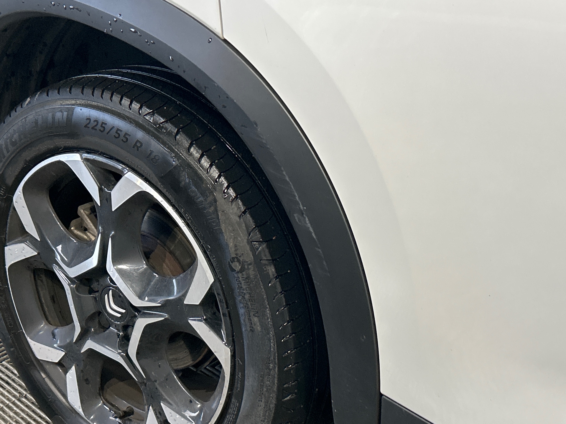 CITROEN C5 AIRCROSS PTECH 130 S&S EAT8 C-SERIES — expertise