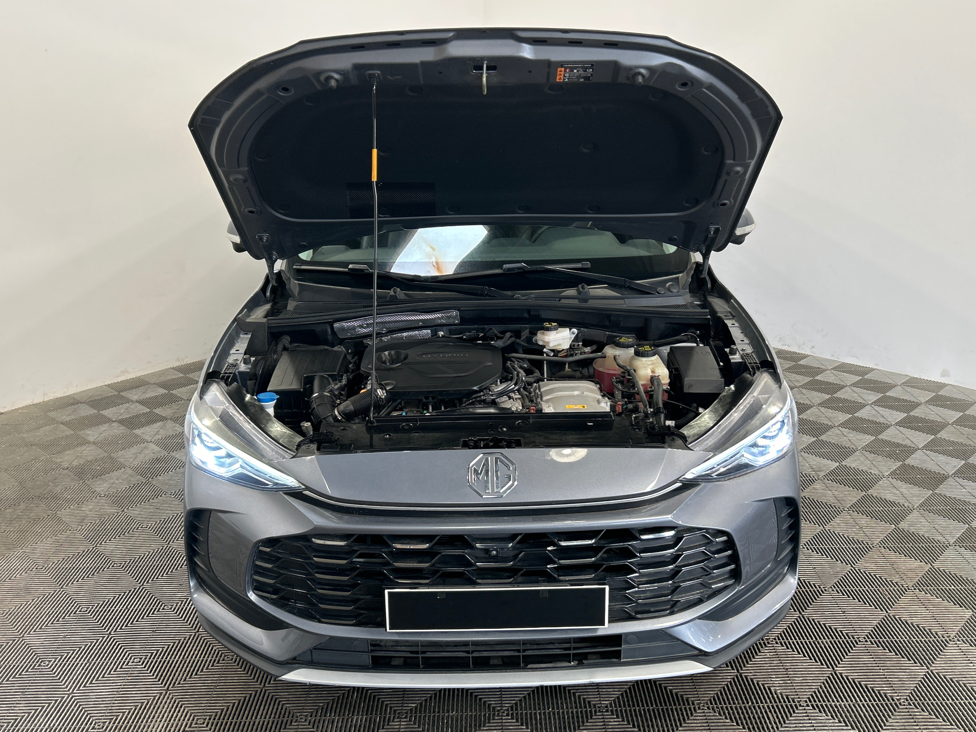 MG ZS 1.5 L Hybrid+ 197 ch Luxury — expertise