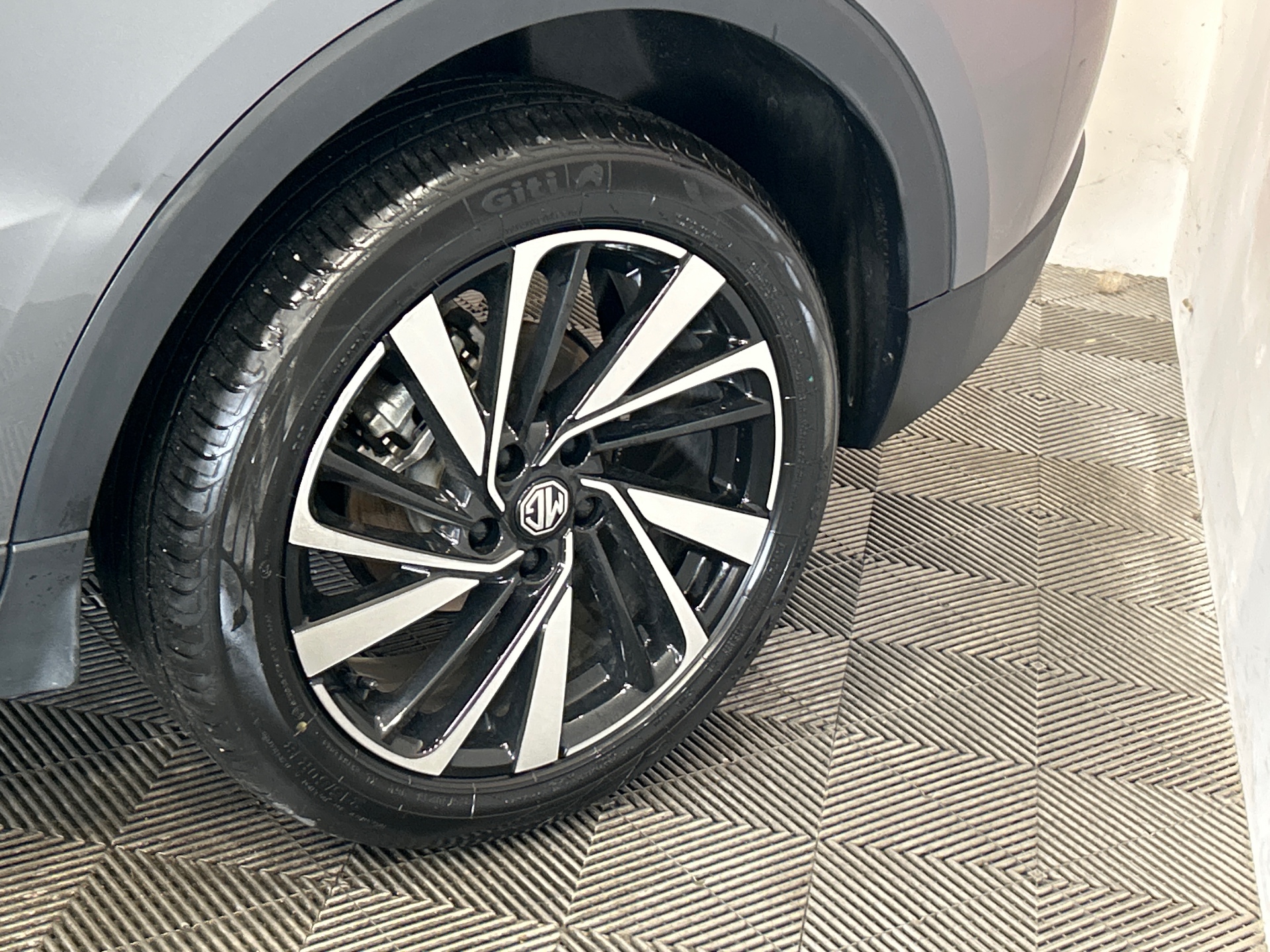 MG ZS 1.5 L Hybrid+ 197 ch Luxury — expertise