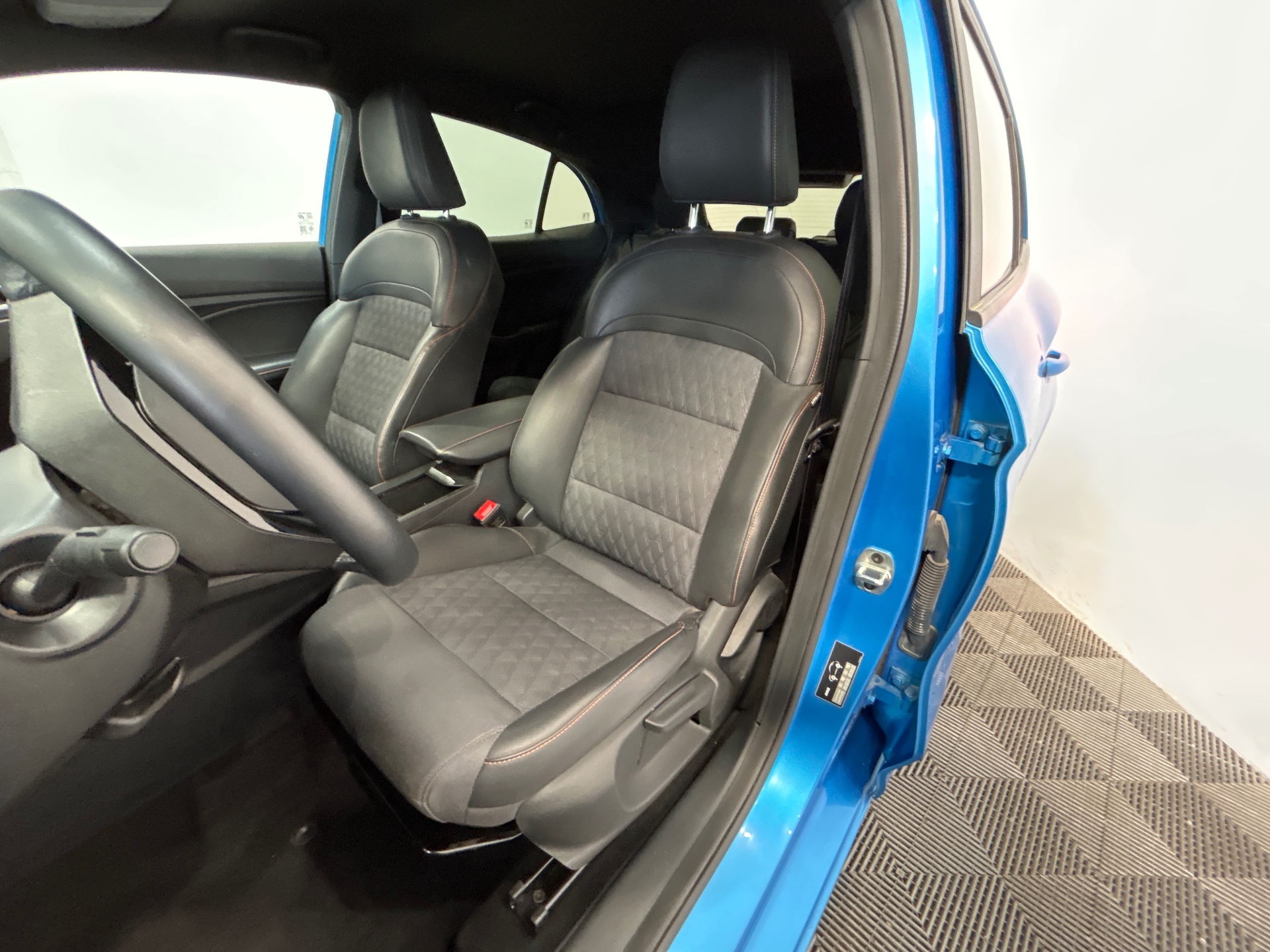 MG MG3 1.5 L Hybrid+ 195 ch Luxury