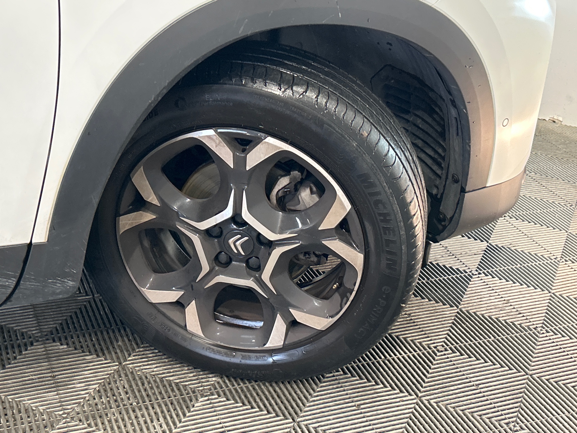 CITROEN C5 AIRCROSS PTECH 130 S&S EAT8 C-SERIES — expertise
