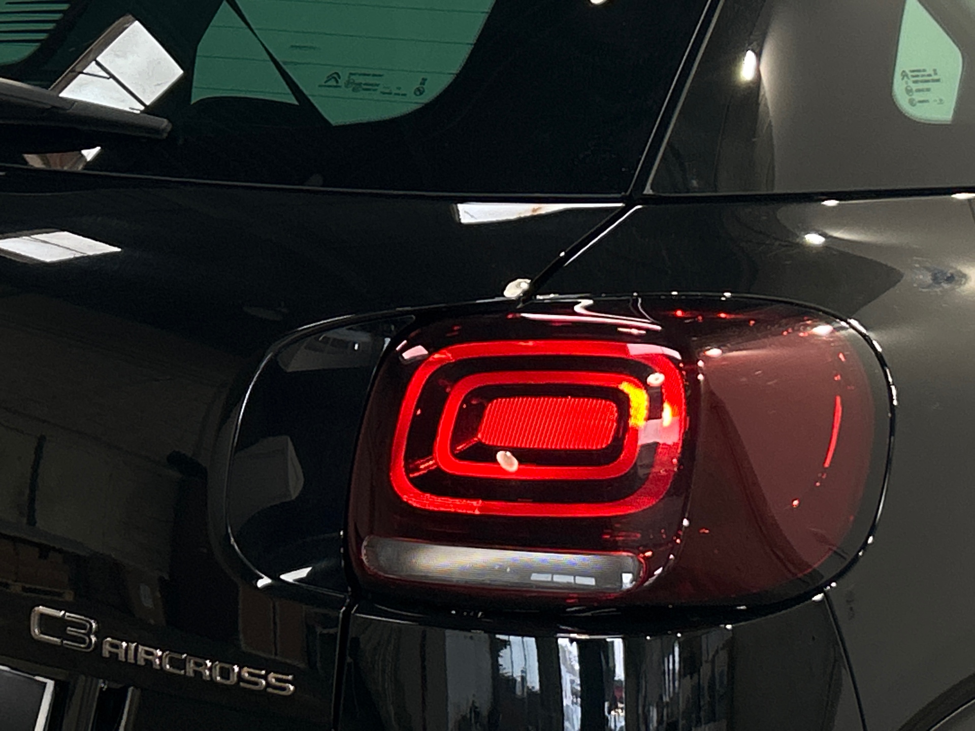 CITROEN C3 AIRCROSS PT110 S&S BVM6 SHINE