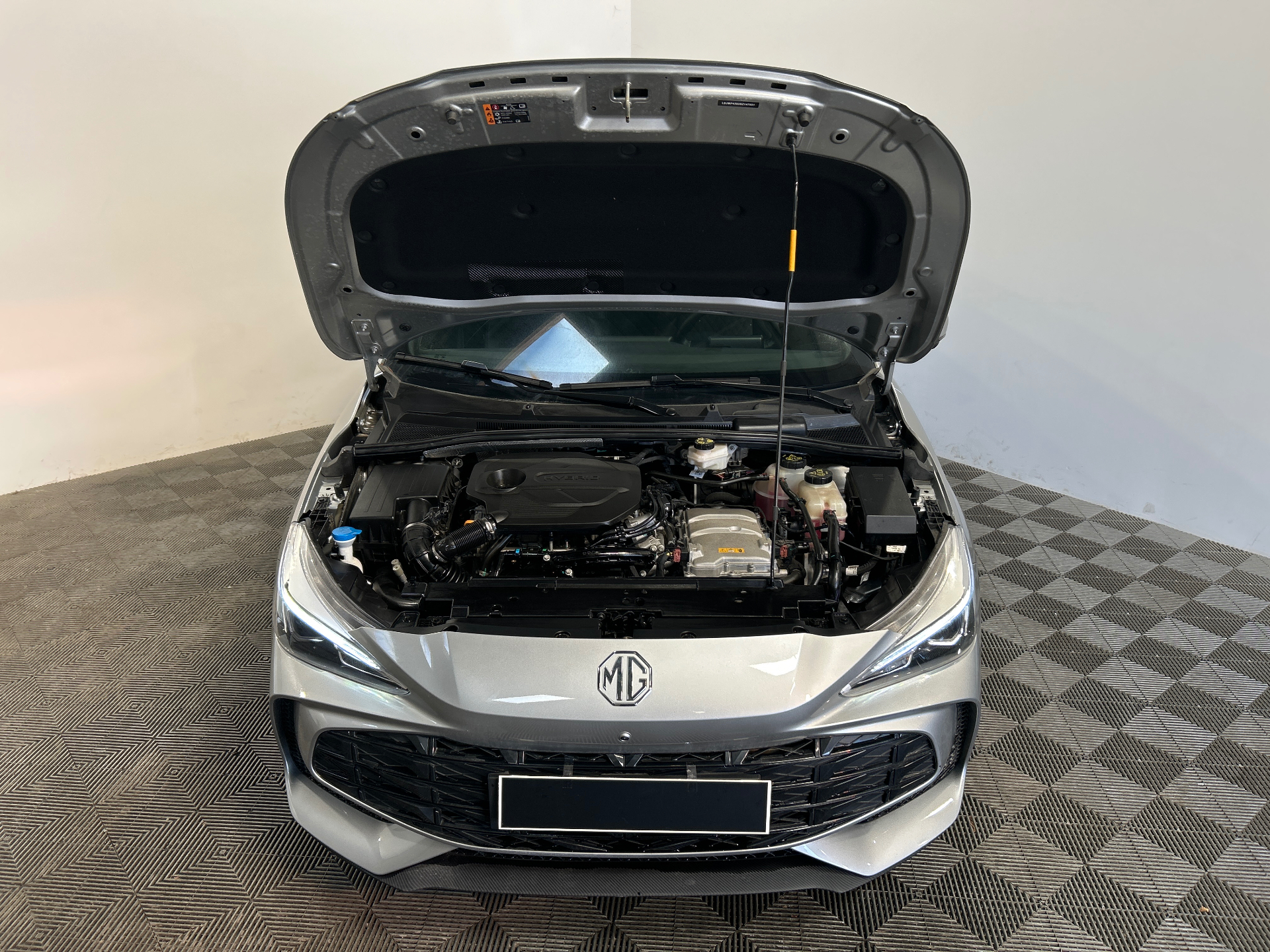 MG MG3 1.5 L Hybrid+ 195 ch Luxury — expertise