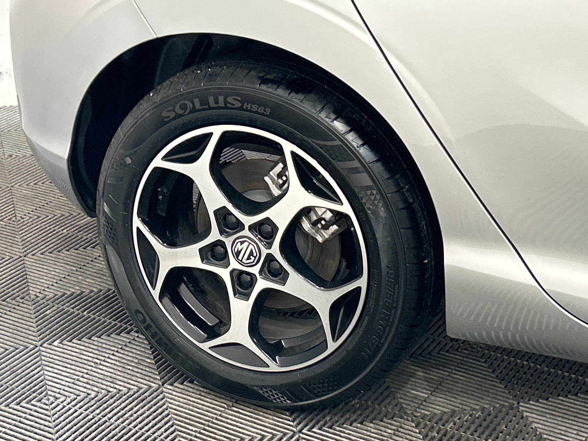 MG MG3 1.5 L Hybrid+ 195 ch Luxury — expertise