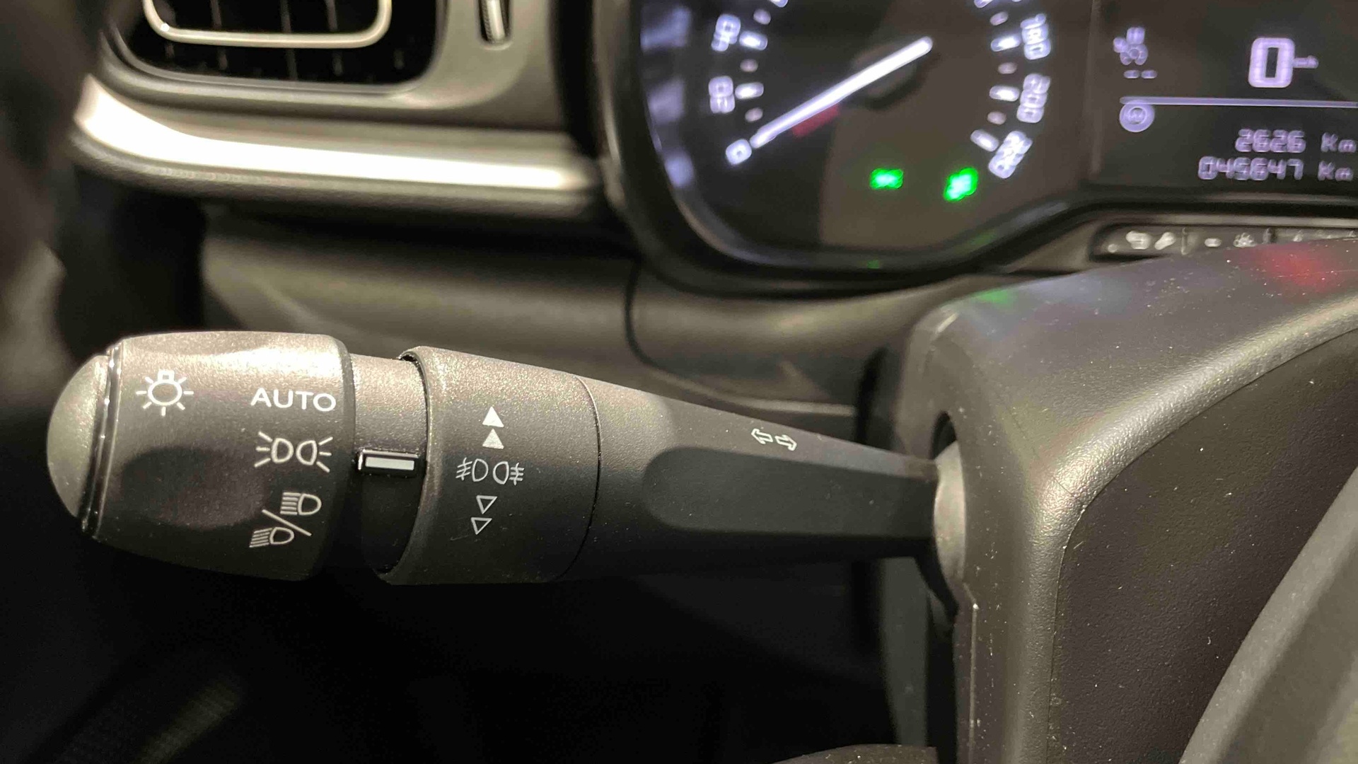CITROEN C3 PureTech 83 S&S BVM5 Shine