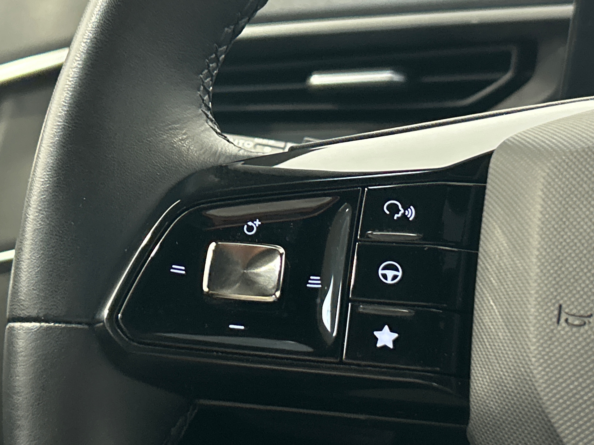 MG MG3 1.5 L Hybrid+ 195 ch Luxury