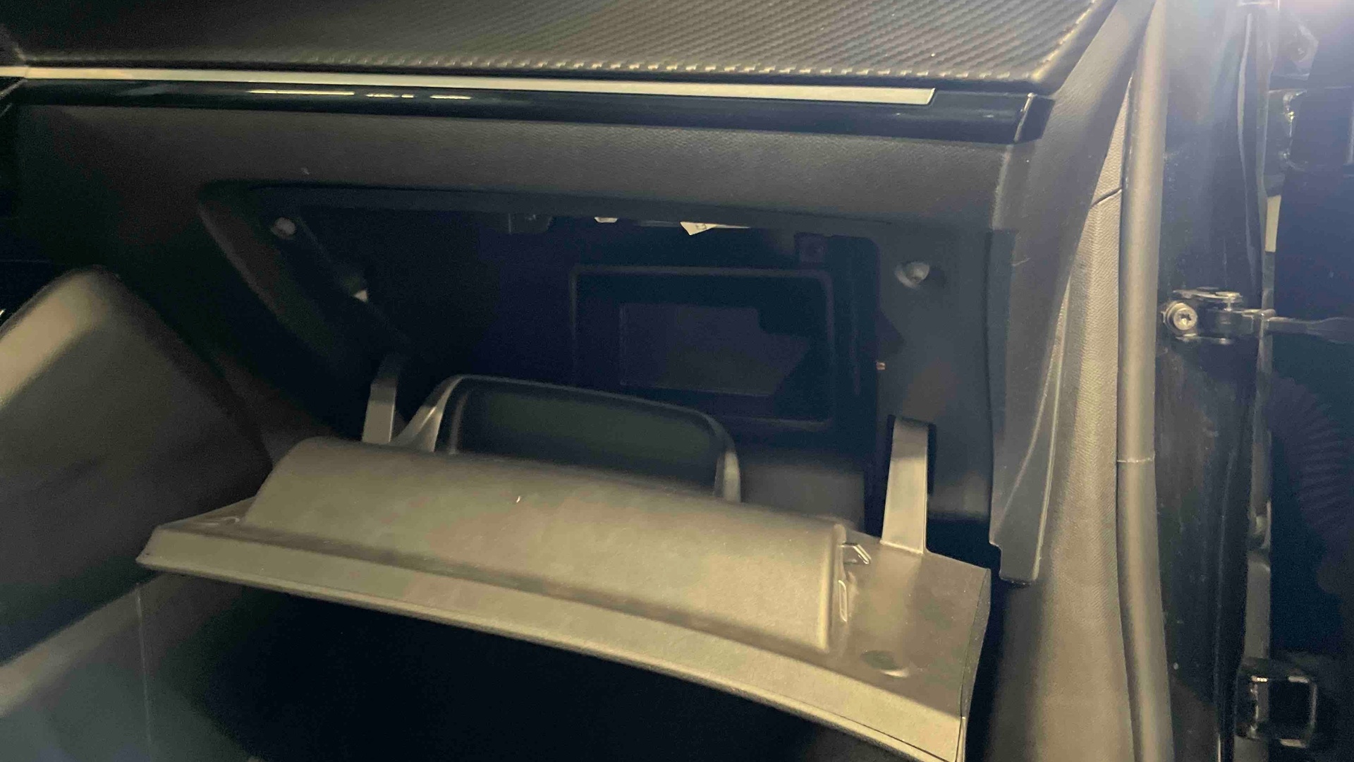 PEUGEOT 208 PureTech 100 S&S BVM6 Allure