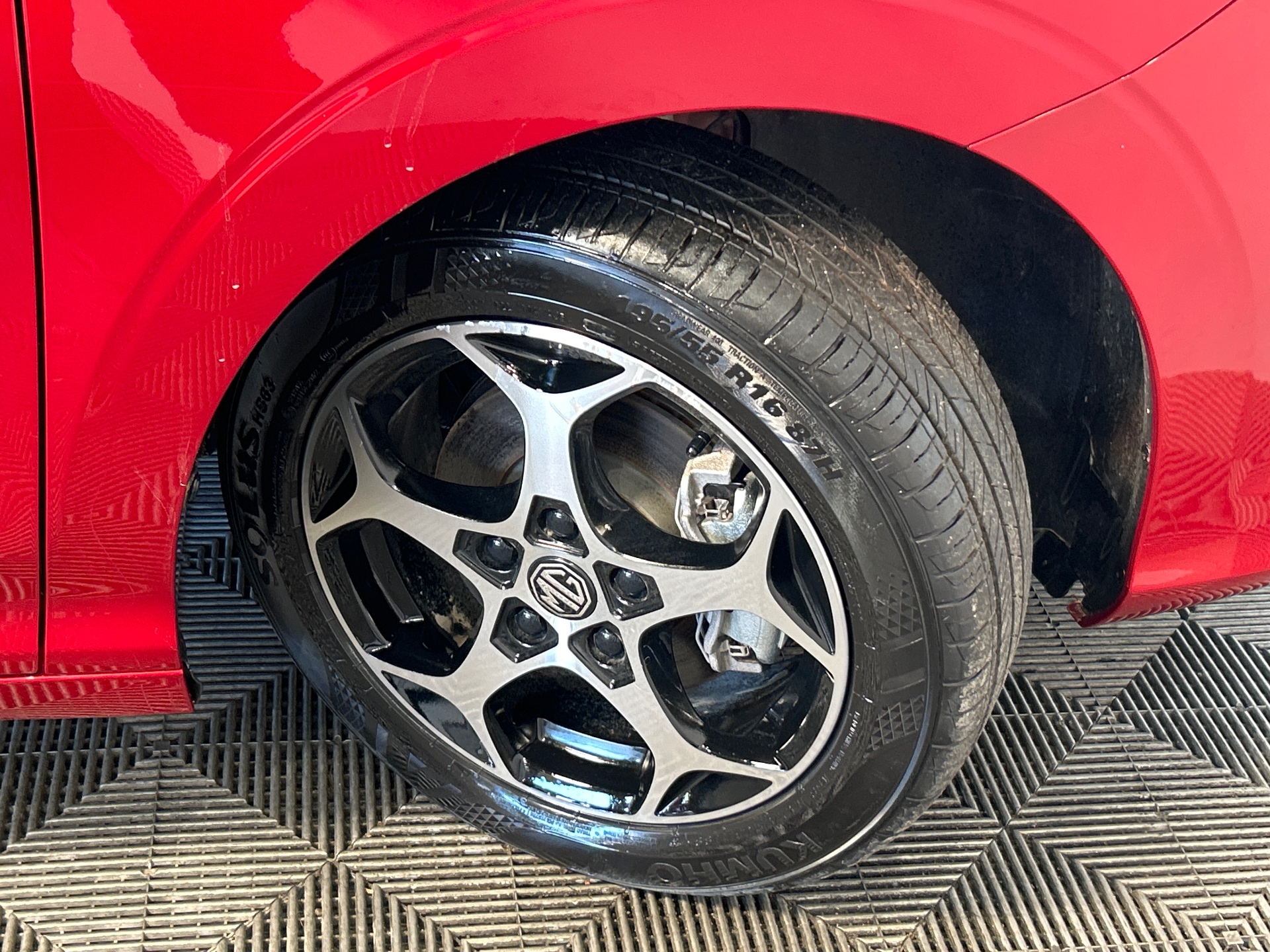 MG MG3 1.5 L Hybrid+ 195 ch Luxury — expertise