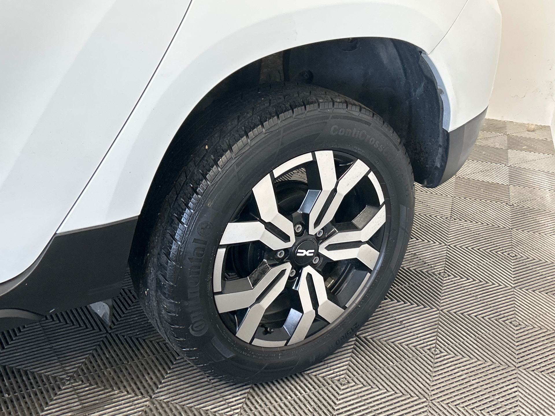 DACIA DUSTER ECO-G 100 4x2 Journey + — expertise