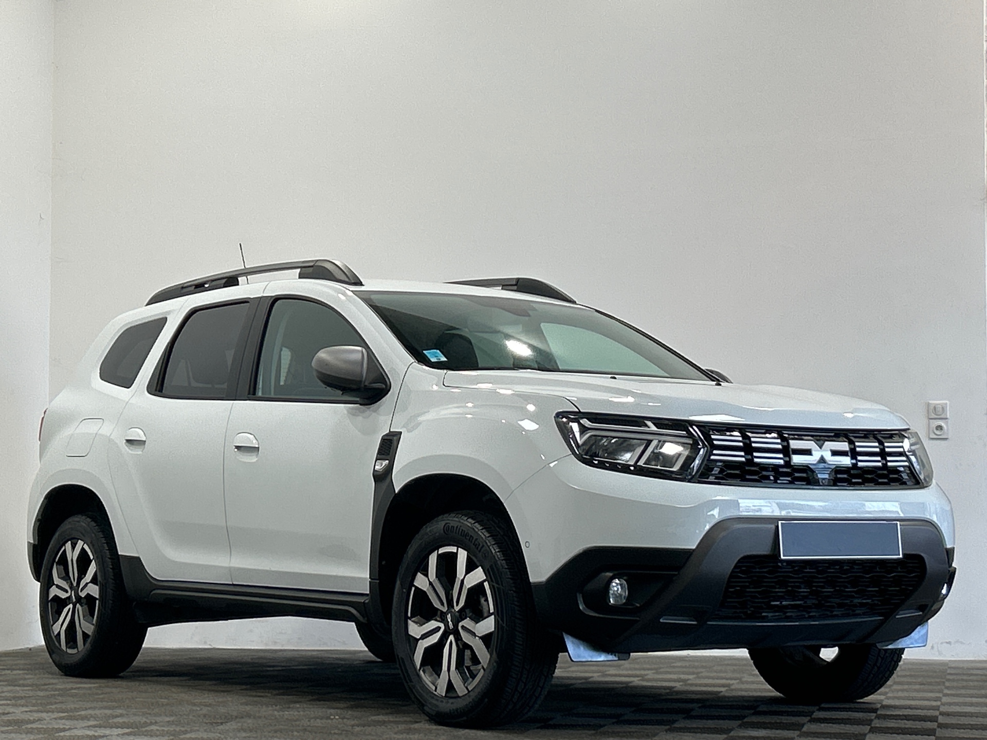 DACIA DUSTER ECO-G 100 4x2 Journey +