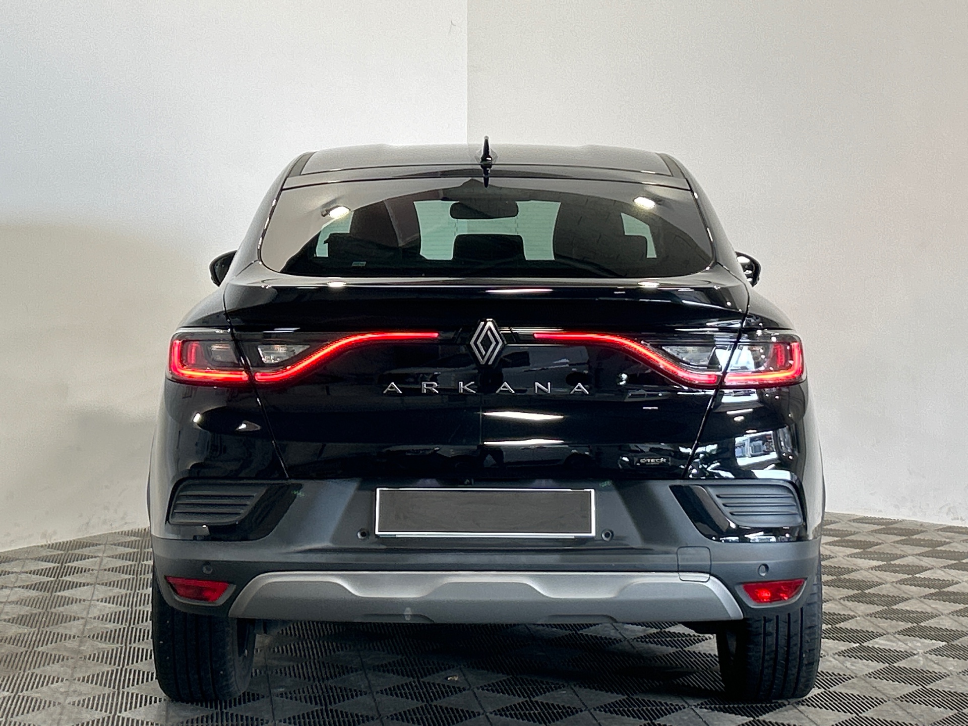 RENAULT ARKANA E-Tech 145 - 23 Techno