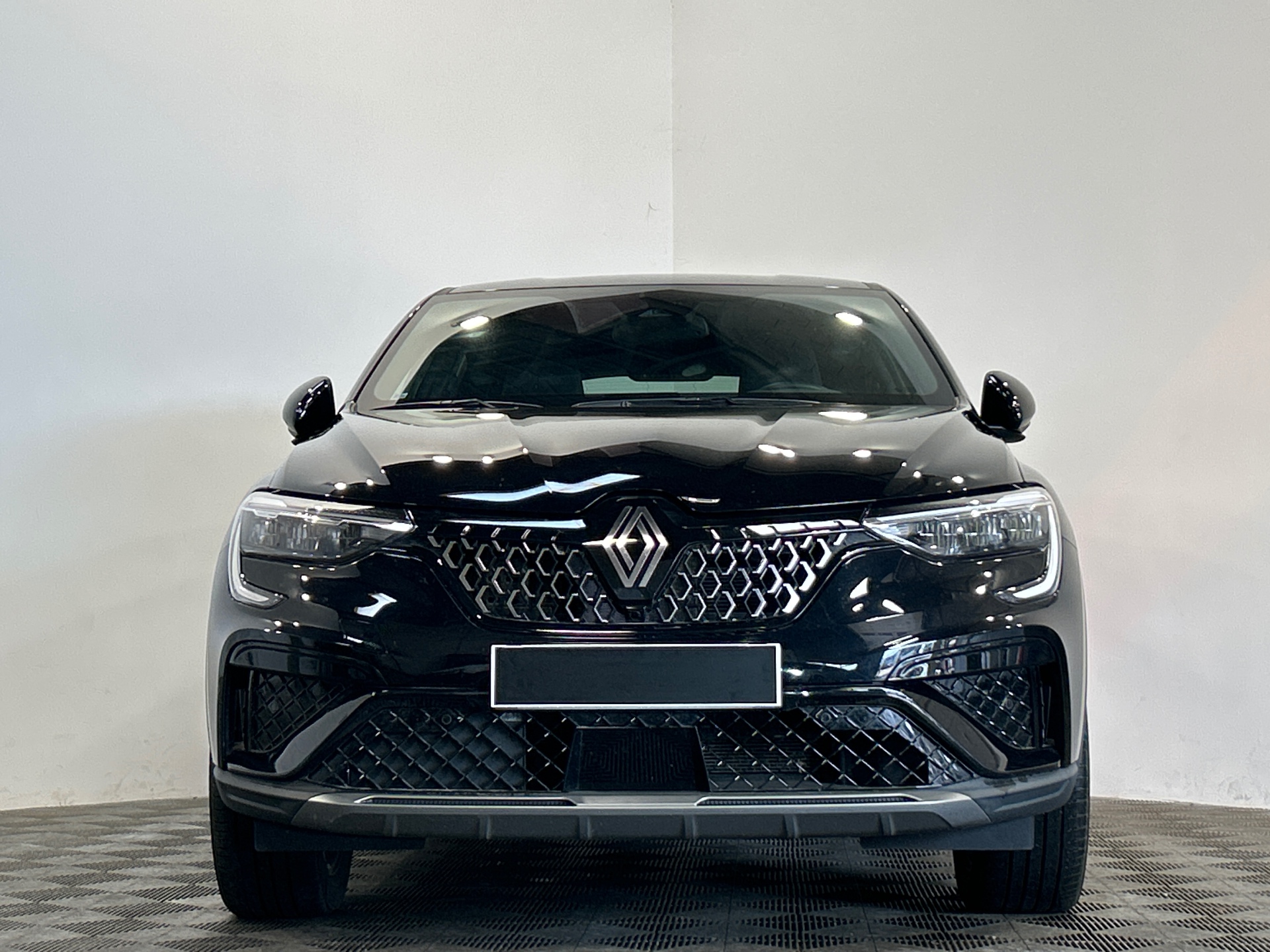 RENAULT ARKANA E-Tech 145 - 23 Techno