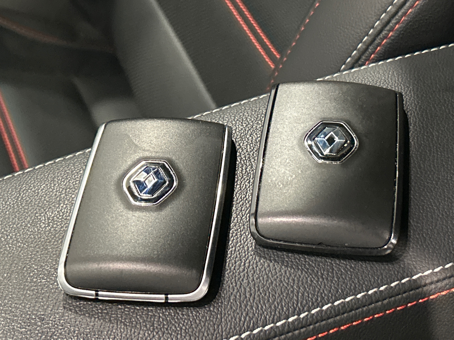 RENAULT ARKANA mild hybrid 140 EDC FAP - 22 R.S. Line