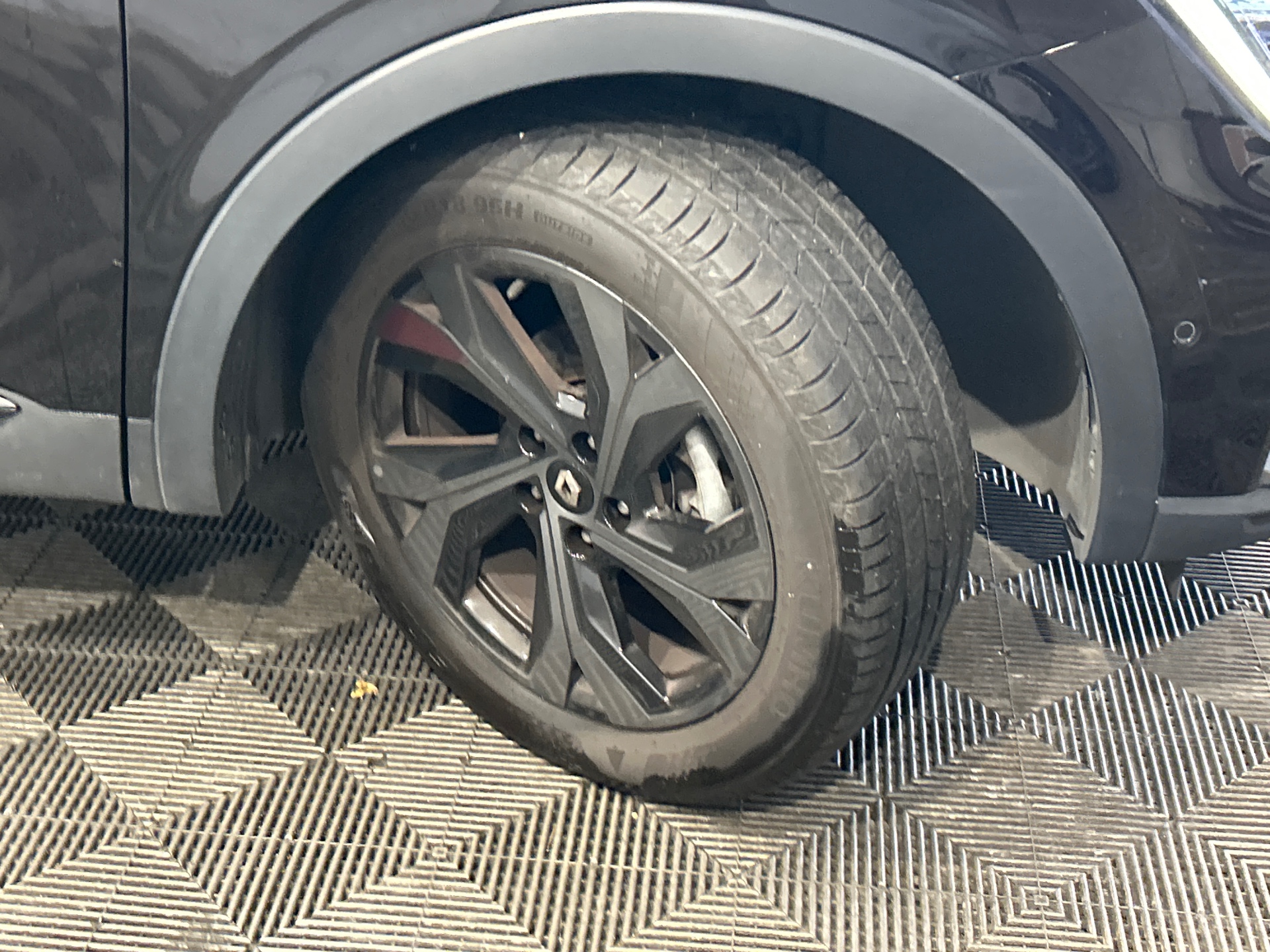RENAULT ARKANA mild hybrid 140 EDC FAP - 22 R.S. Line — expertise