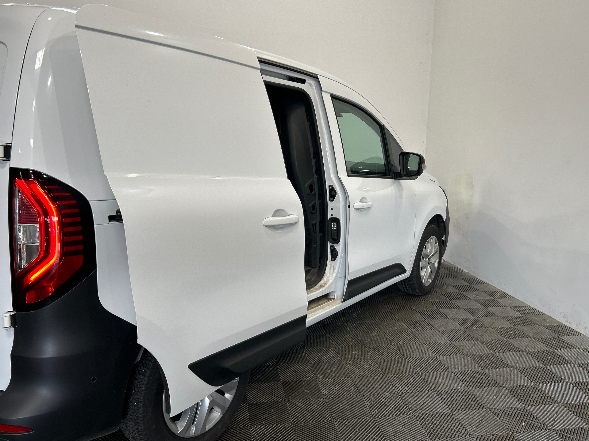 RENAULT KANGOO VAN FG TOLE BLUE DCI 95 L1 GSR2 EXTRA