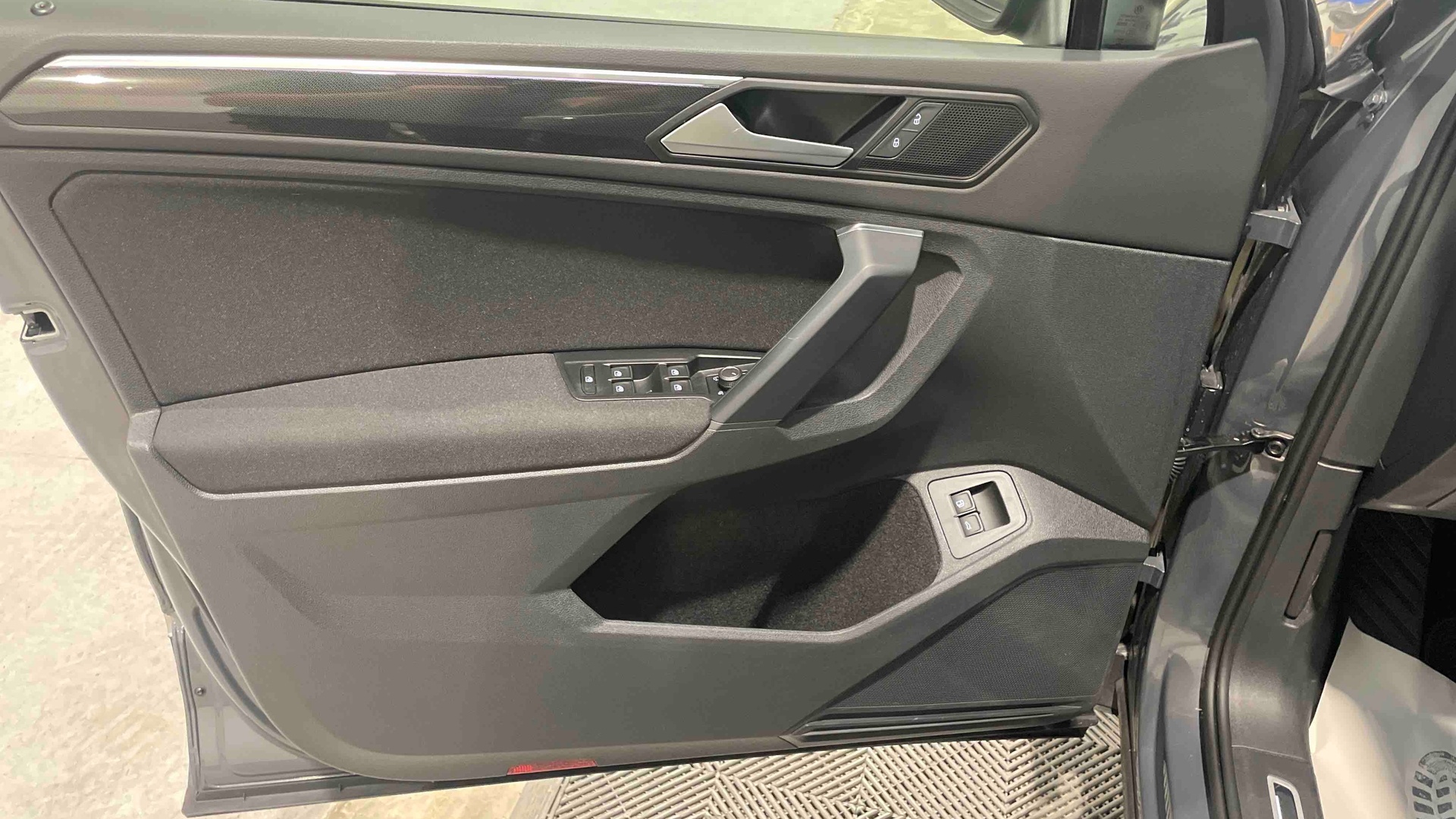 VOLKSWAGEN TIGUAN 1.4 eHybrid 245ch DSG6 Life Plus