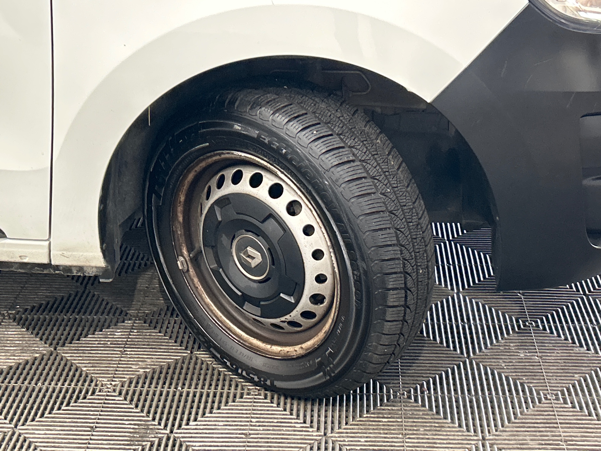 RENAULT EXPRESS VAN Confort Blue dCi 95 - 22 — expertise