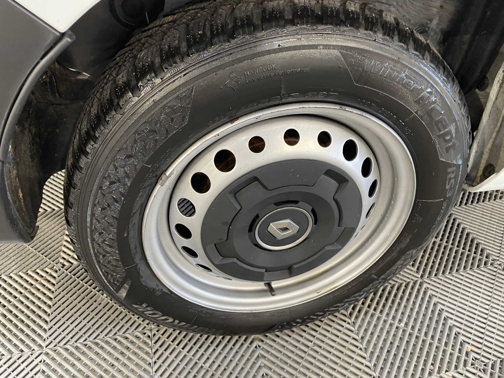 RENAULT EXPRESS VAN BLUE DCI 95 - 22 CONFORT — expertise