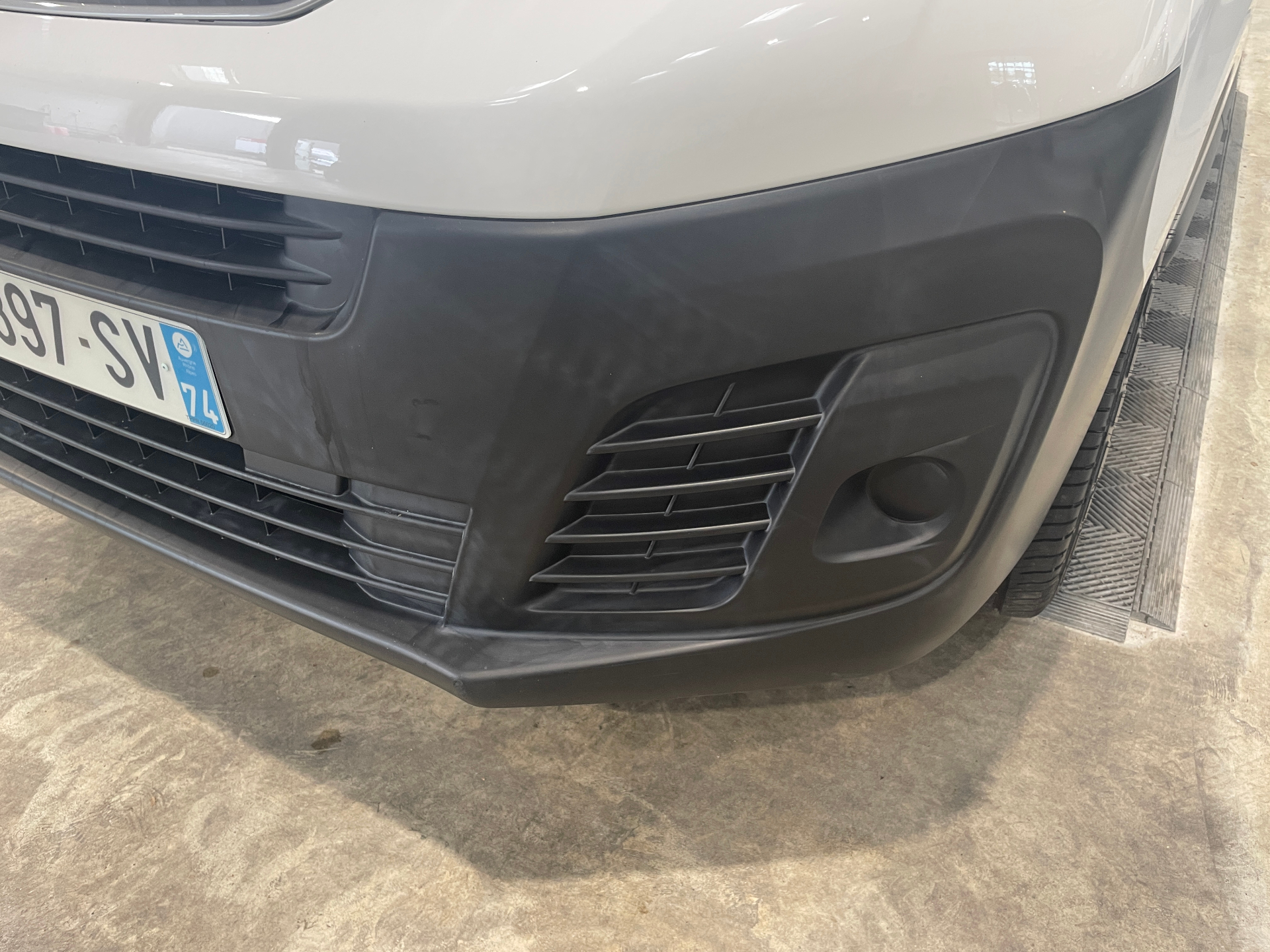 PEUGEOT EXPERT FOURGON FGN TOLE STANDARD 1.5 BLUEHDI 120 S&S BVM6 PREMIUM — expertise