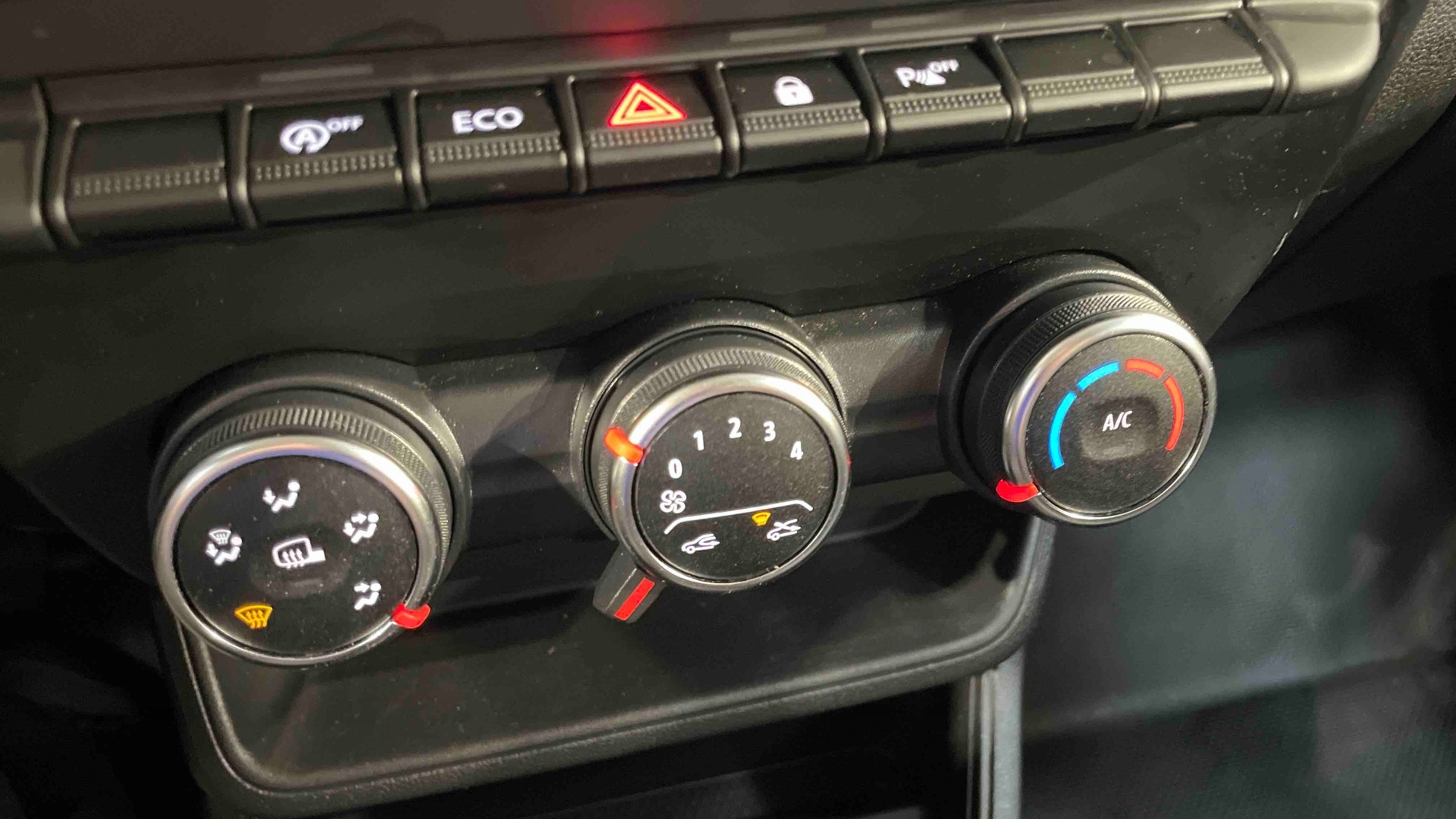 RENAULT EXPRESS VAN BLUE DCI 95 - 22 CONFORT