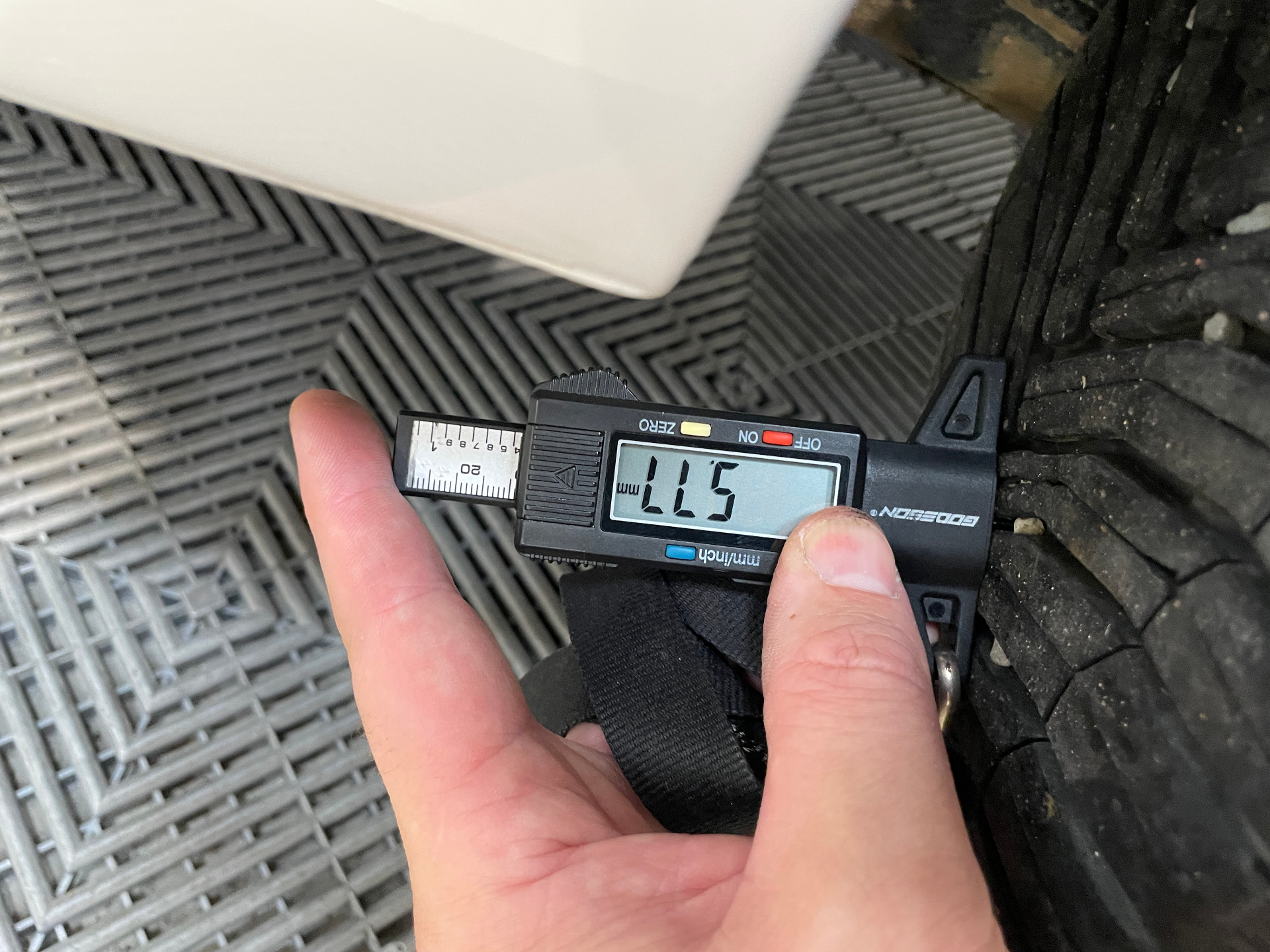 RENAULT KANGOO VAN FG TOLE BLUE DCI 95 L1 GSR2 EXTRA — expertise