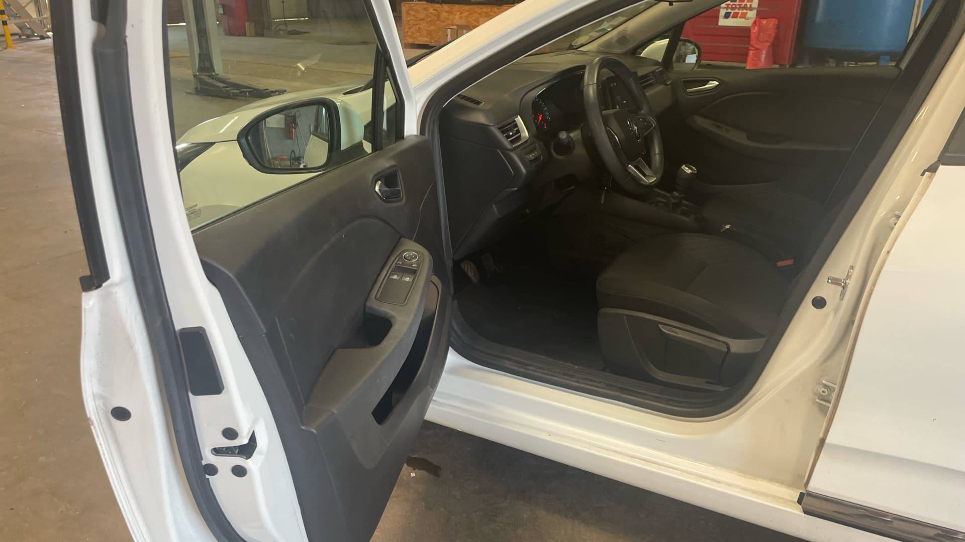 RENAULT CLIO V Blue dCi 100 - 21N Business