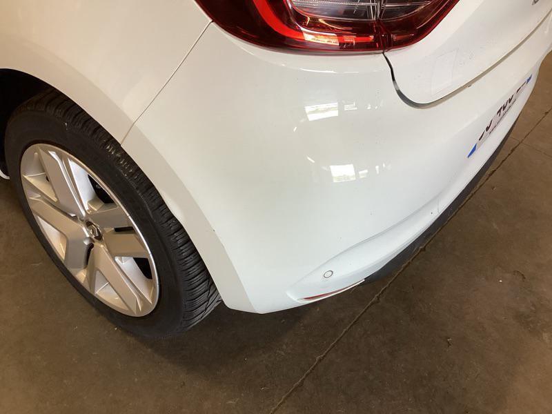 RENAULT CLIO V Blue dCi 100 - 21N Business — expertise