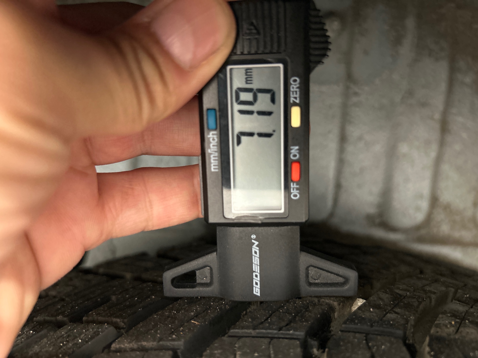 RENAULT EXPRESS VAN BLUE DCI 95 - 22 CONFORT — expertise