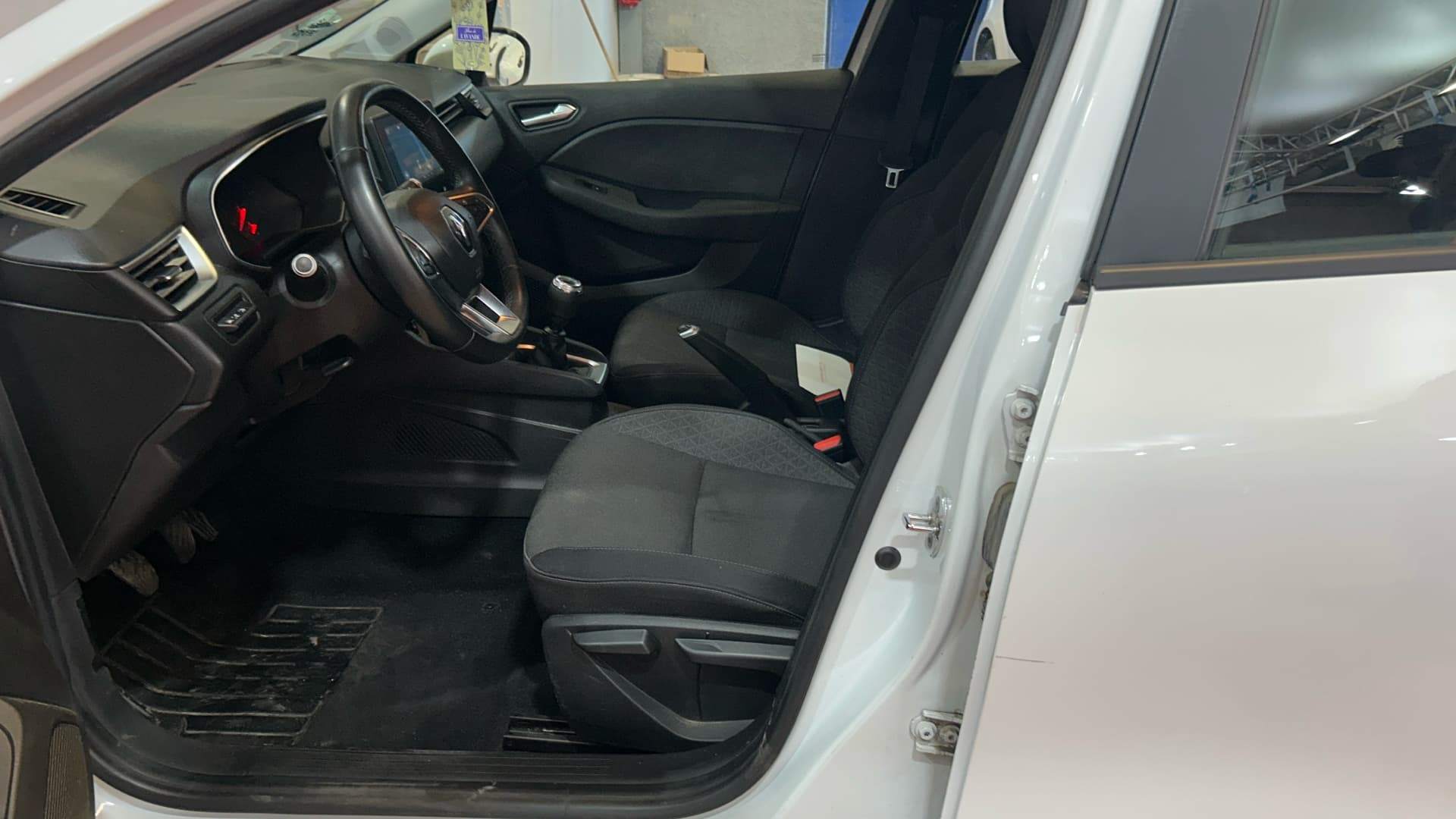 RENAULT CLIO V TCe 90 Business