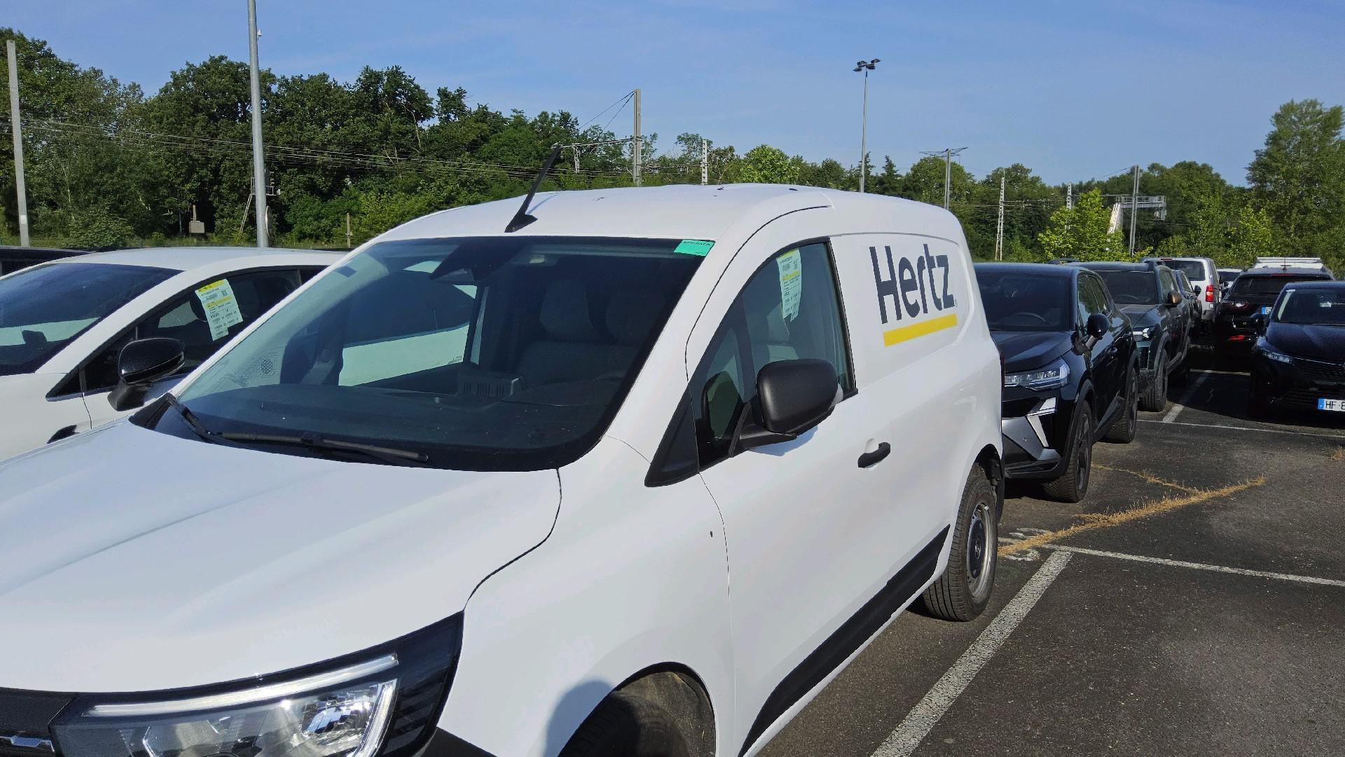 RENAULT KANGOO VAN BLUE DCI 95 GRAND CONFORT- 22 — expertise